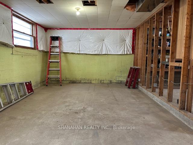 Photo 18 of 576 Simcoe Street, Warwick, Watford — HOMEH