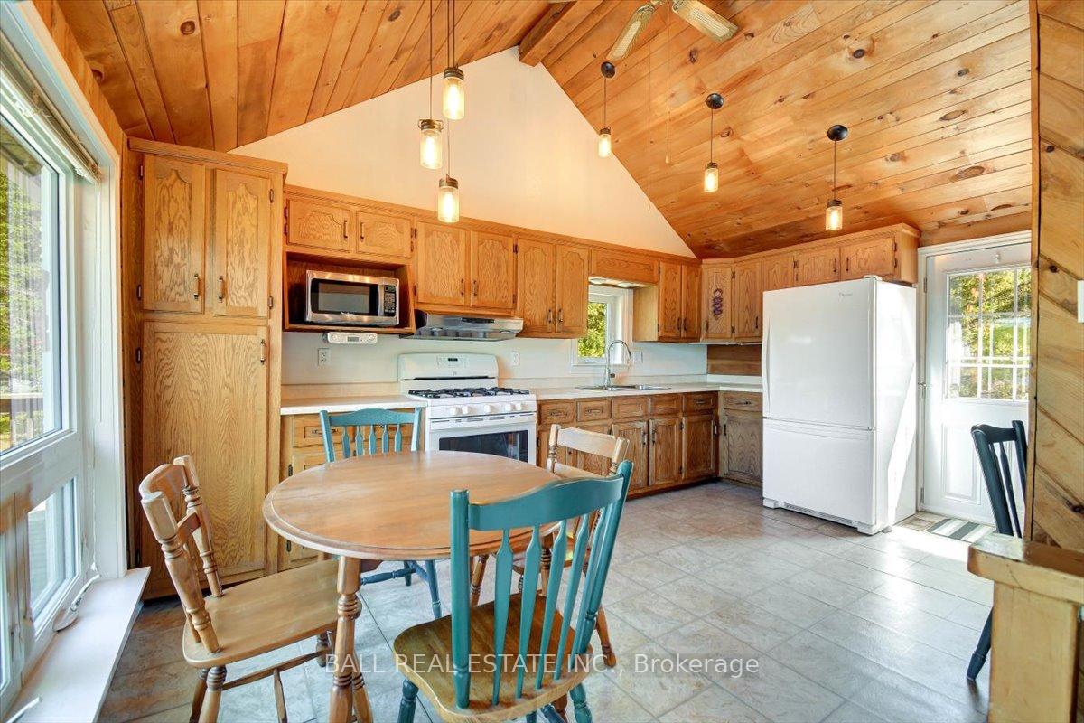 Photo 3 of 391 Pine Drive, Bancroft, Bancroft Ward — HOMEH