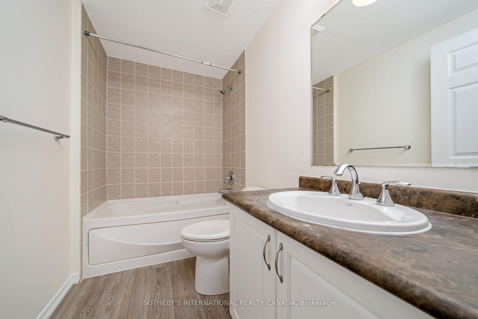 Photo 22 of 571 Wild Iris Avenue, Waterloo, Columbia Forest — HOMEH
