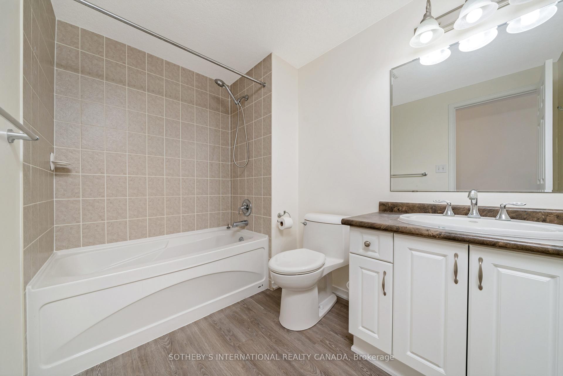 Photo 25 of 571 Wild Iris Avenue, Waterloo, Columbia Forest — HOMEH