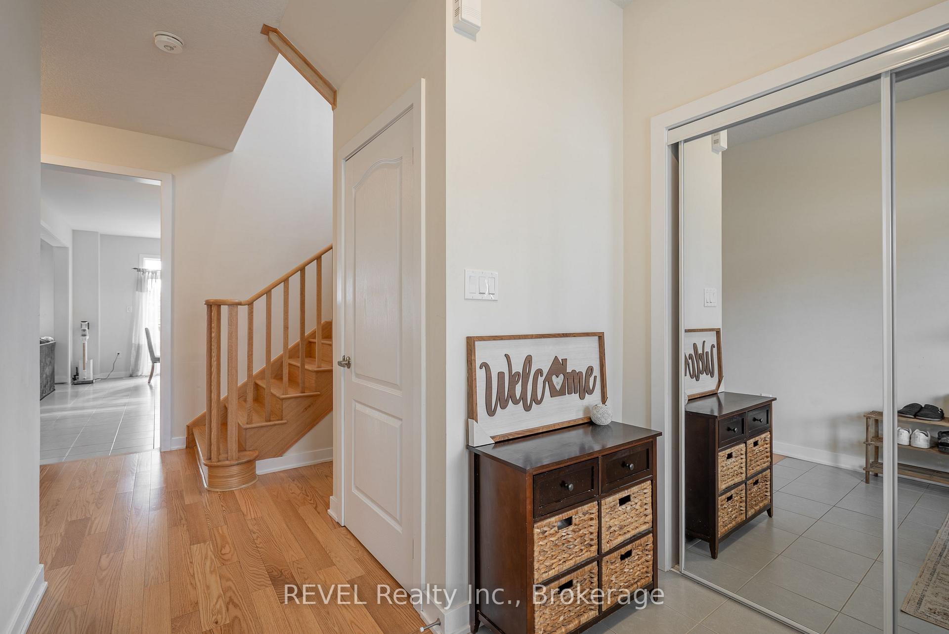 Photo 4 of 145 Stern Drive, Welland, Dain City — HOMEH