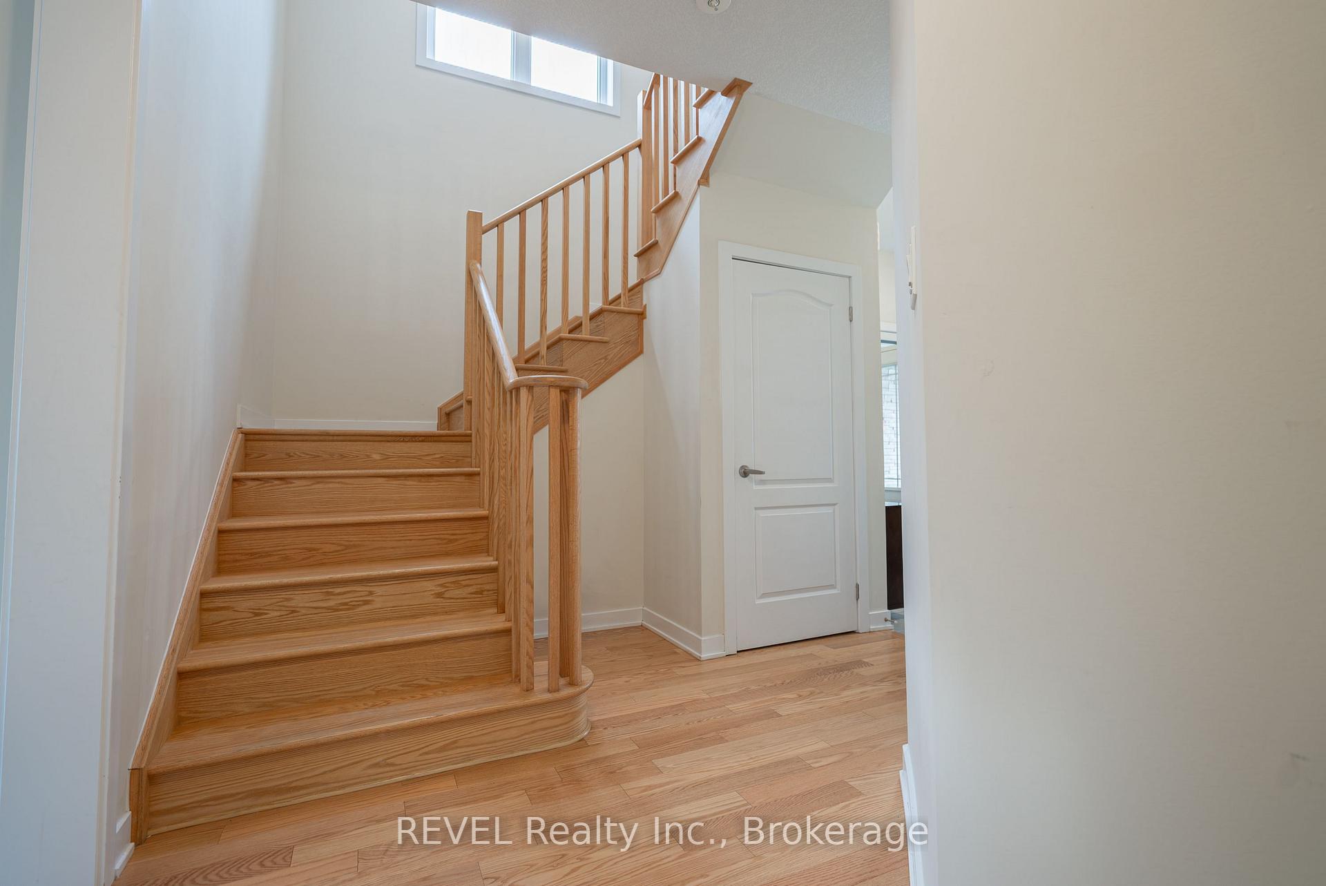 Photo 5 of 145 Stern Drive, Welland, Dain City — HOMEH