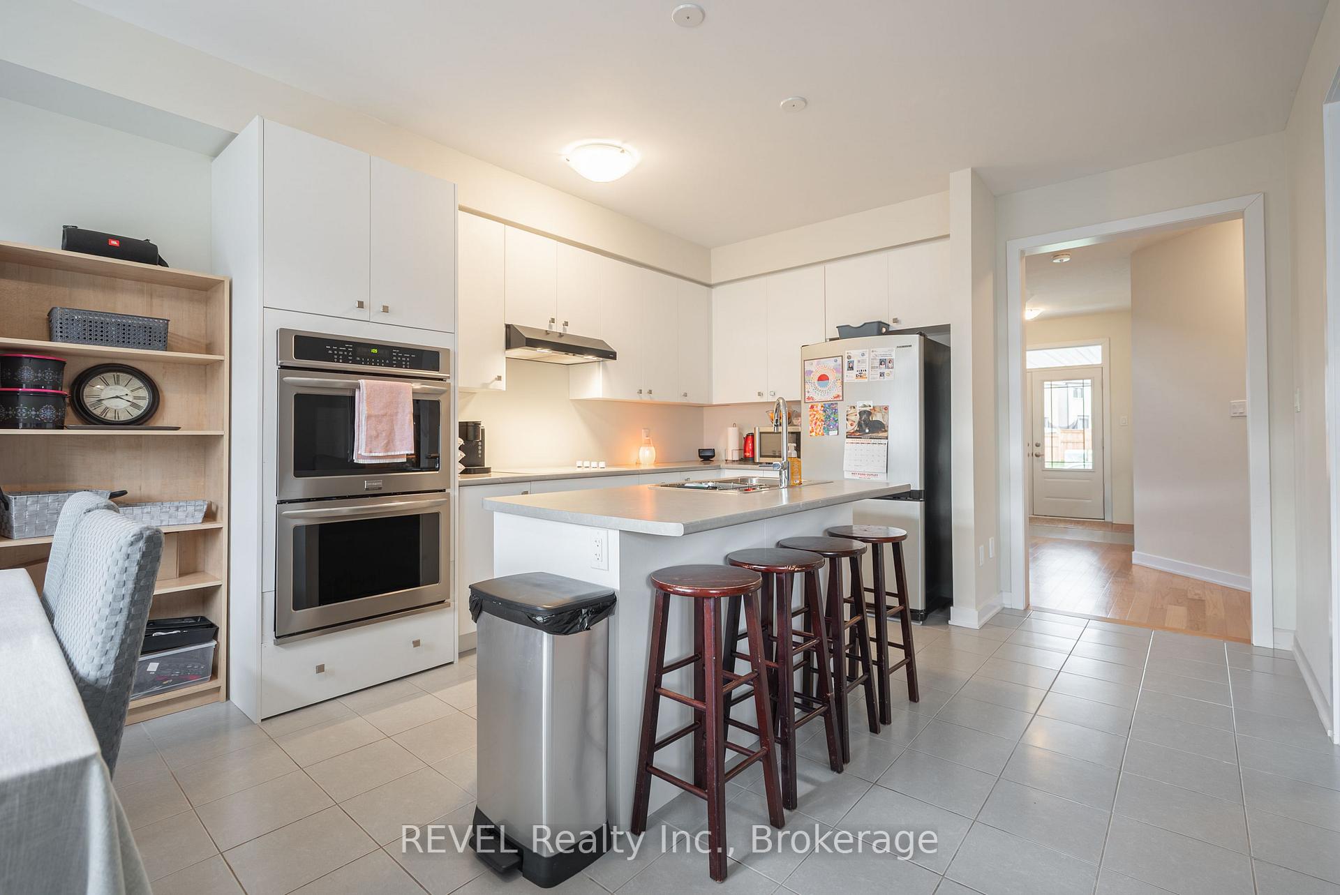 Photo 7 of 145 Stern Drive, Welland, Dain City — HOMEH