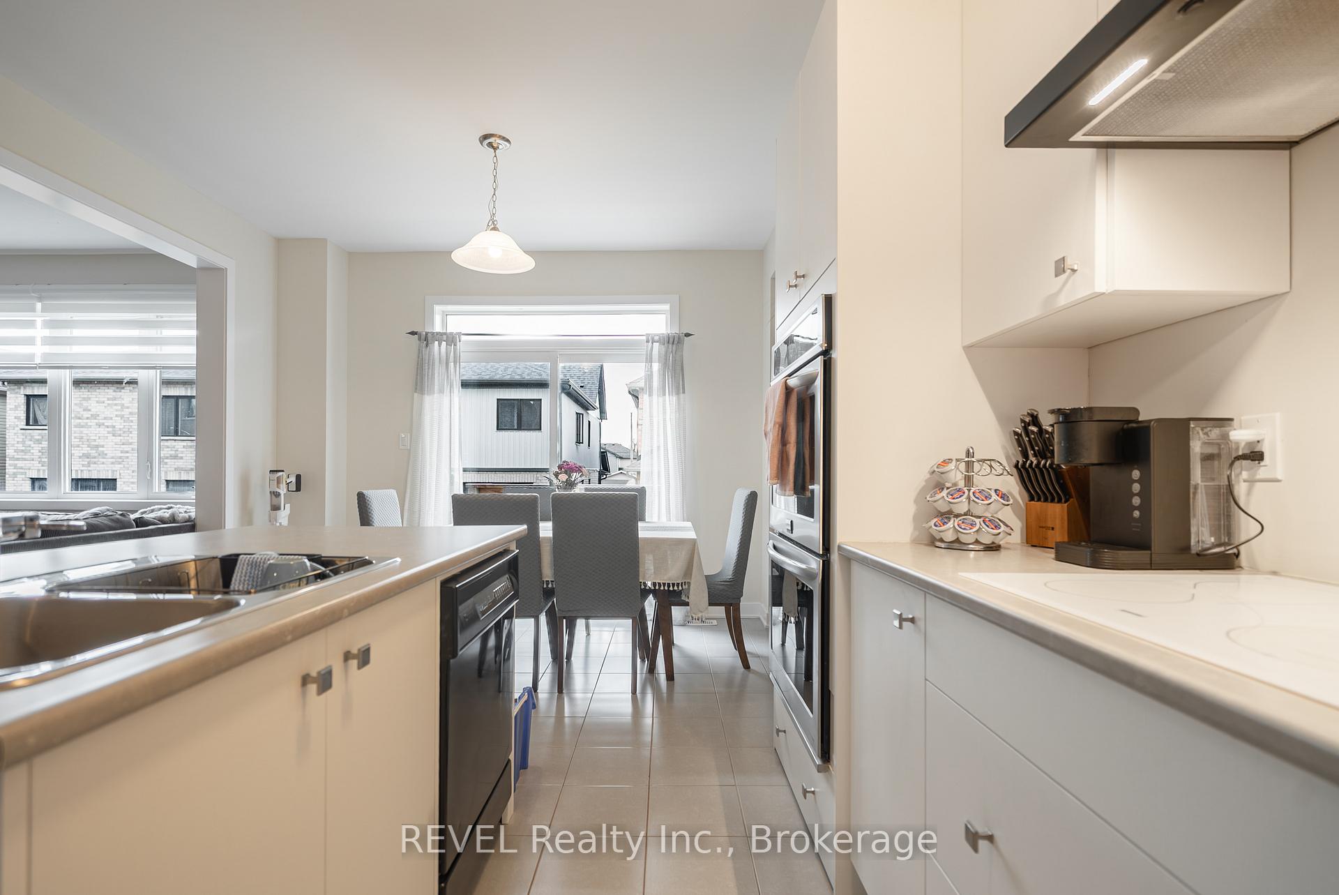 Photo 10 of 145 Stern Drive, Welland, Dain City — HOMEH