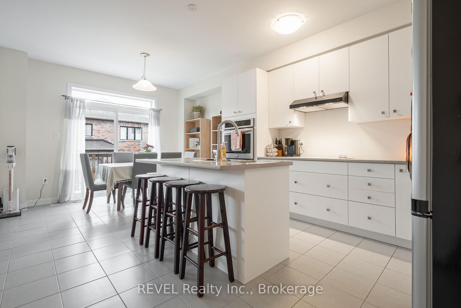 Photo 11 of 145 Stern Drive, Welland, Dain City — HOMEH