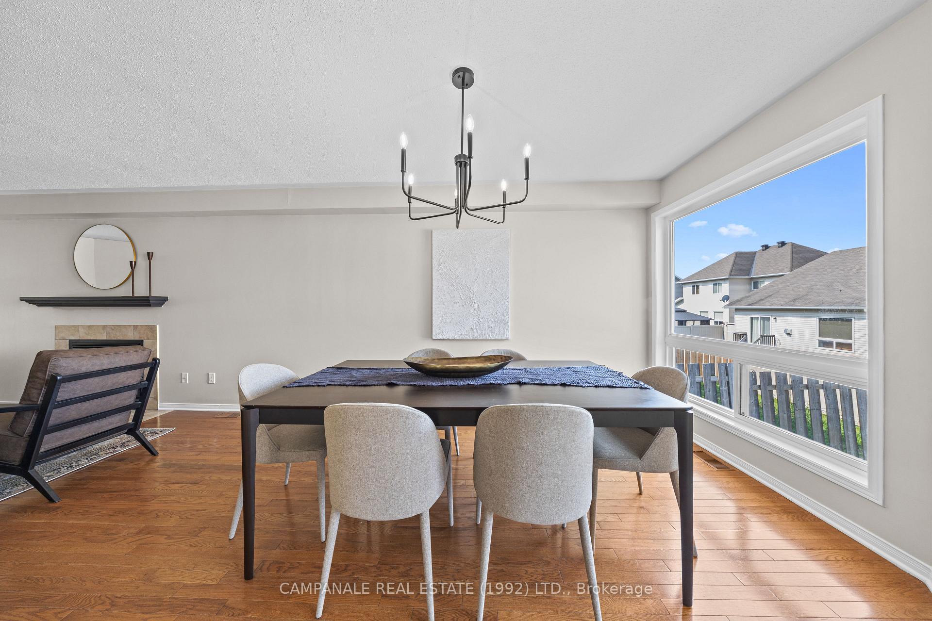 Photo 5 of 98 Wolff Crescent, Arnprior — HOMEH
