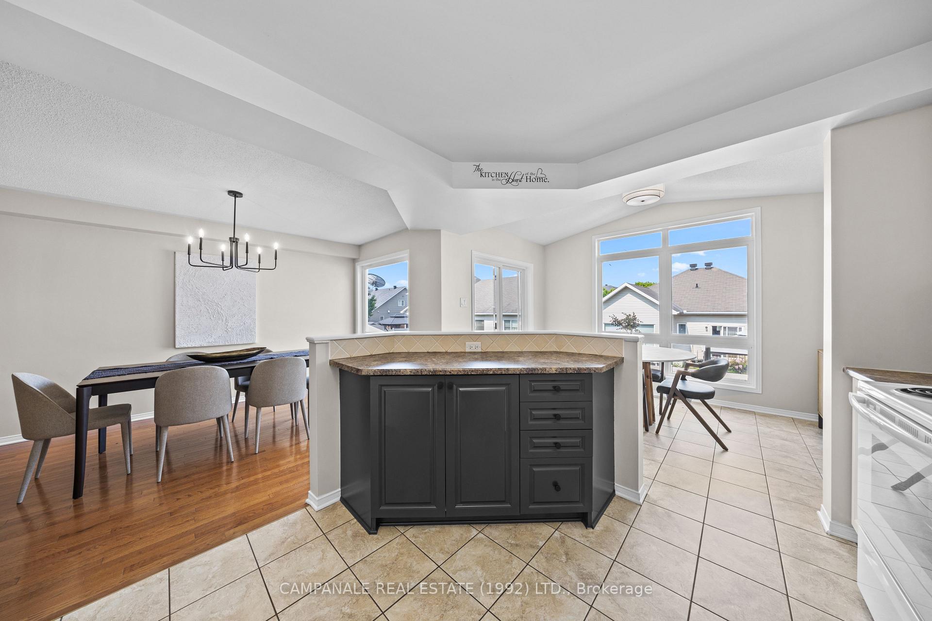 Photo 11 of 98 Wolff Crescent, Arnprior — HOMEH