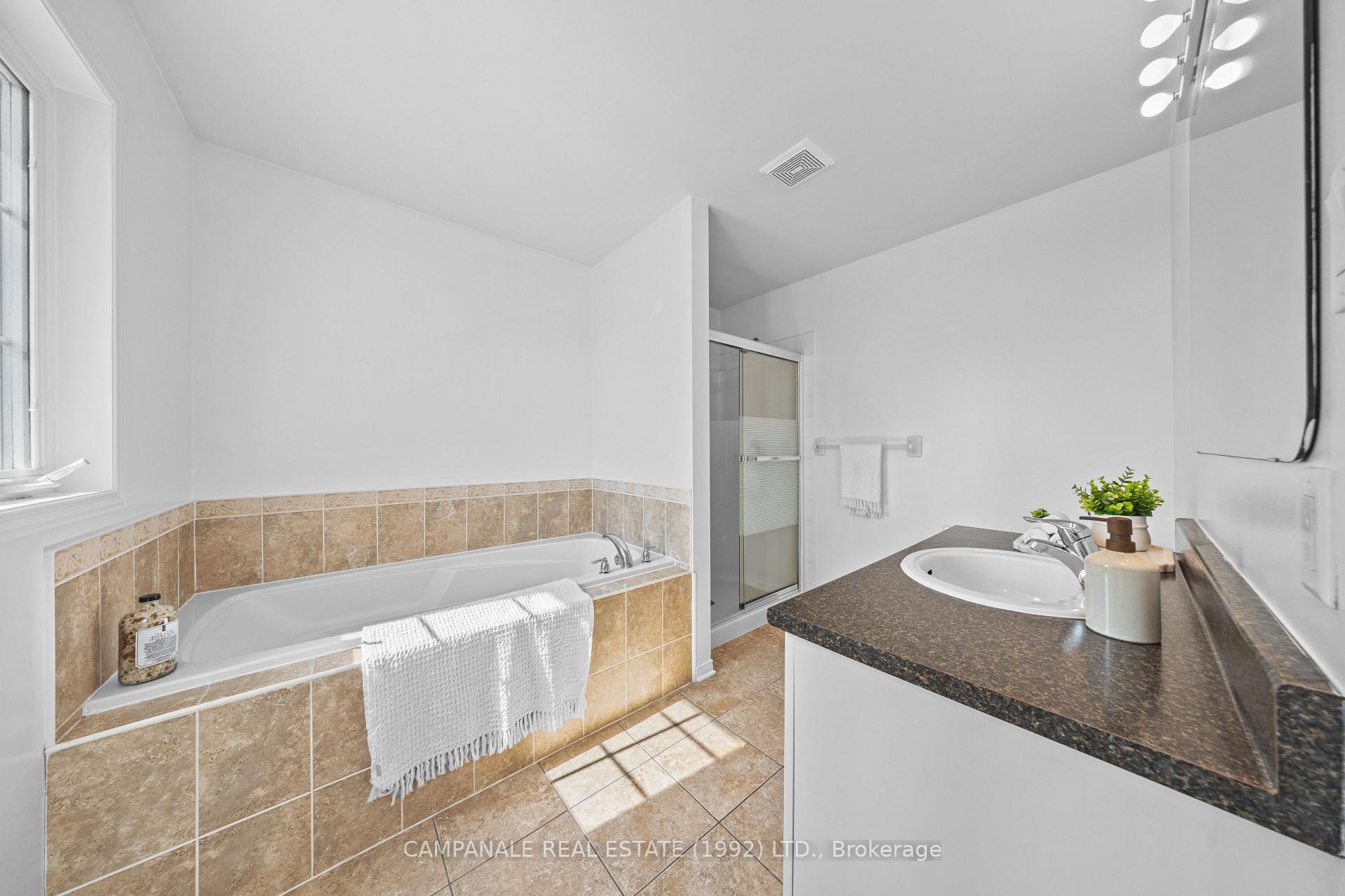 Photo 16 of 98 Wolff Crescent, Arnprior — HOMEH