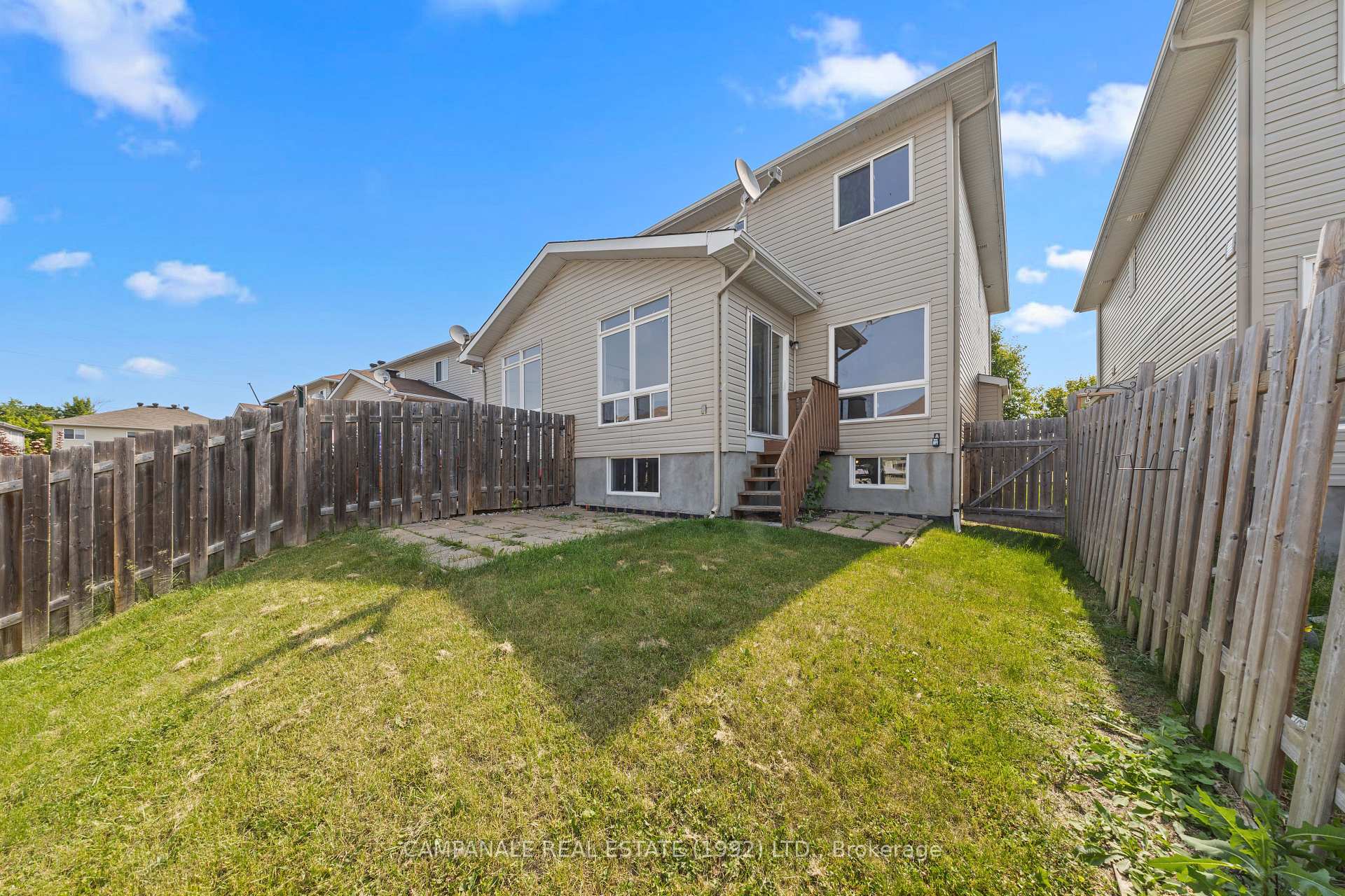 Photo 28 of 98 Wolff Crescent, Arnprior — HOMEH