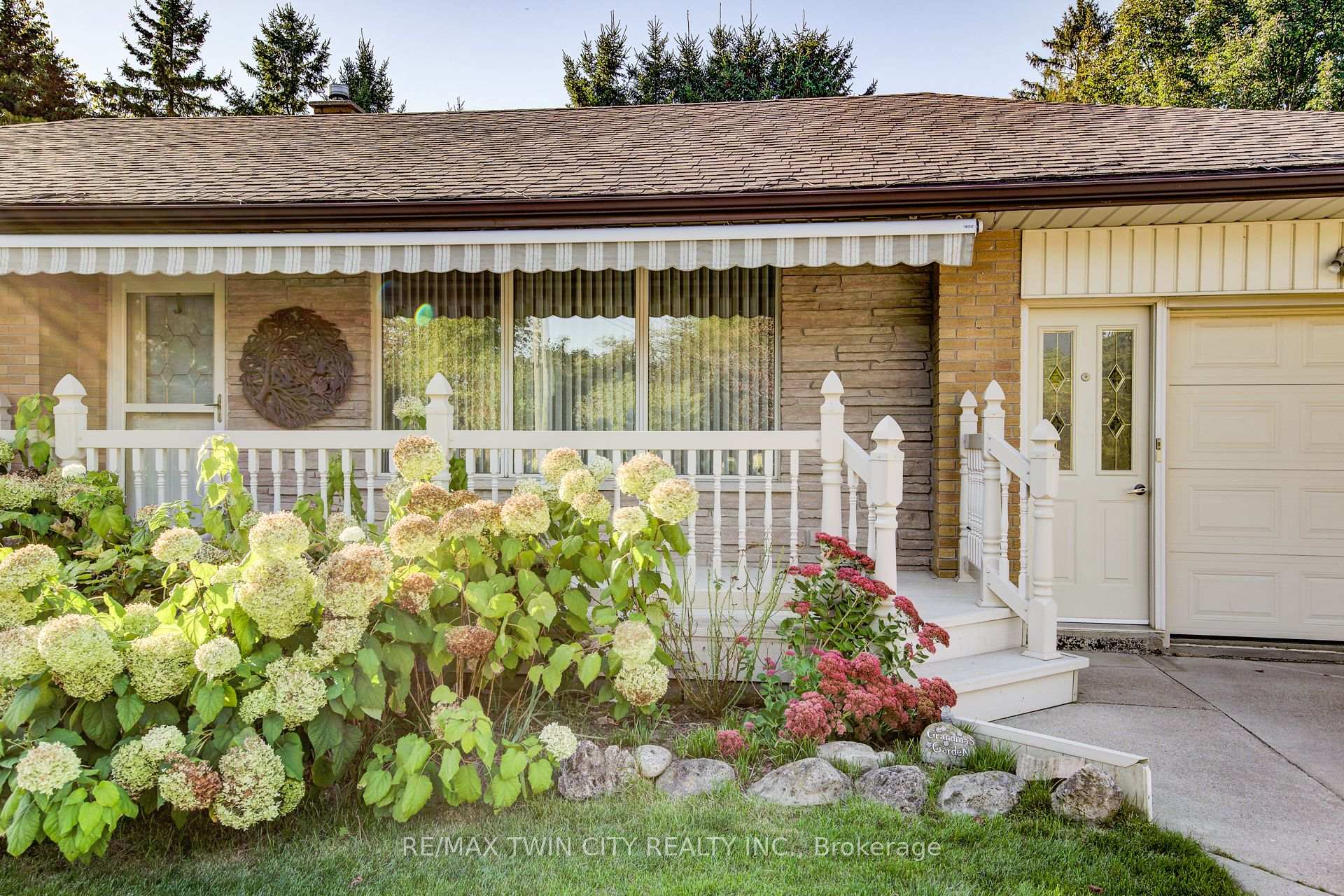 Photo 4 of 3720 Manser Road, Wellesley — HOMEH