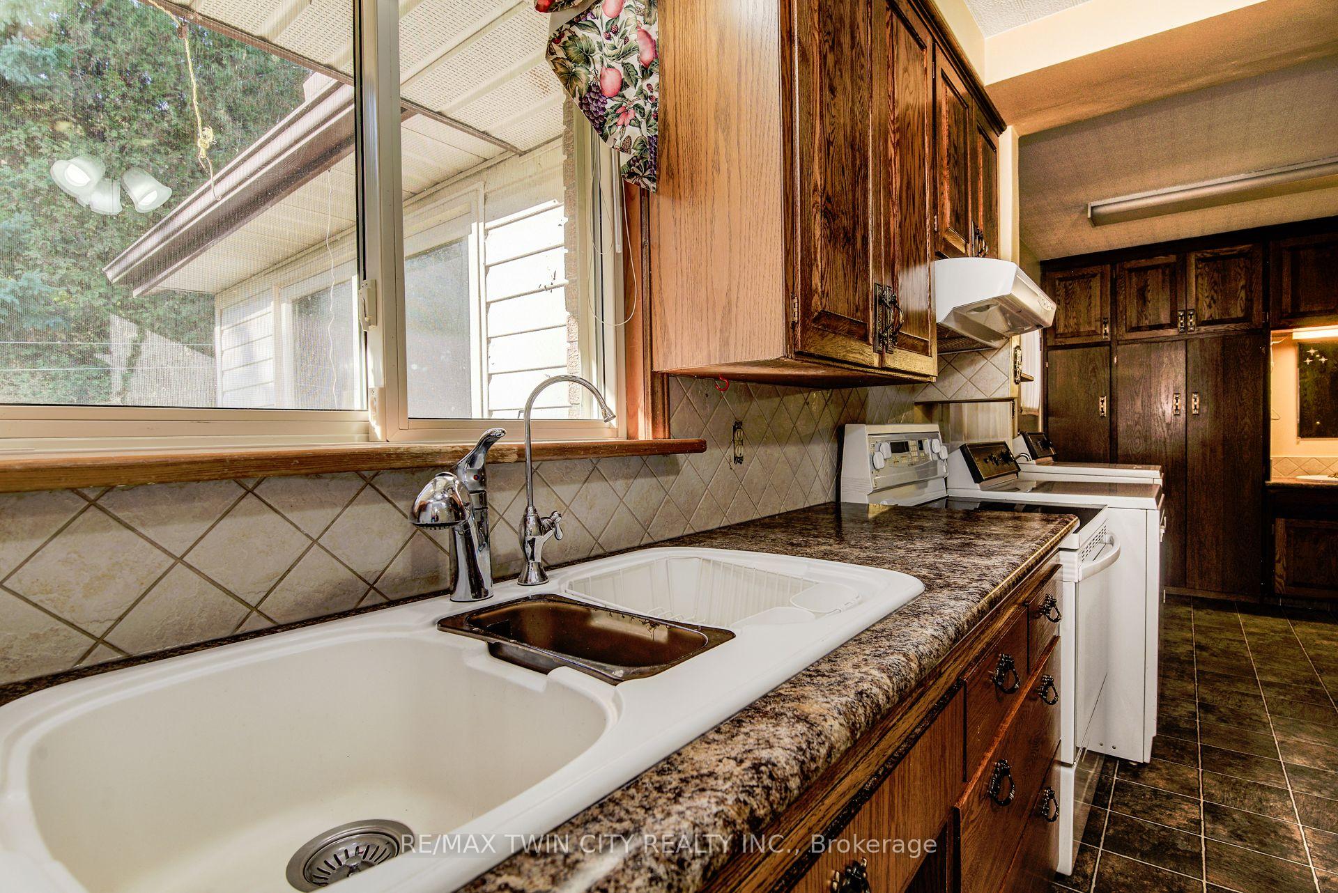 Photo 16 of 3720 Manser Road, Wellesley — HOMEH