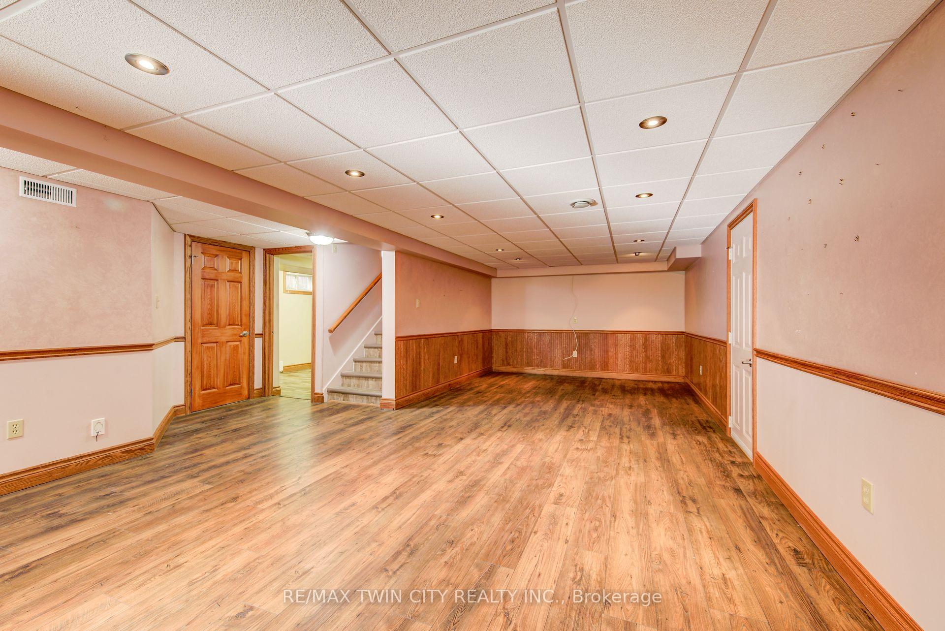 Photo 30 of 3720 Manser Road, Wellesley — HOMEH