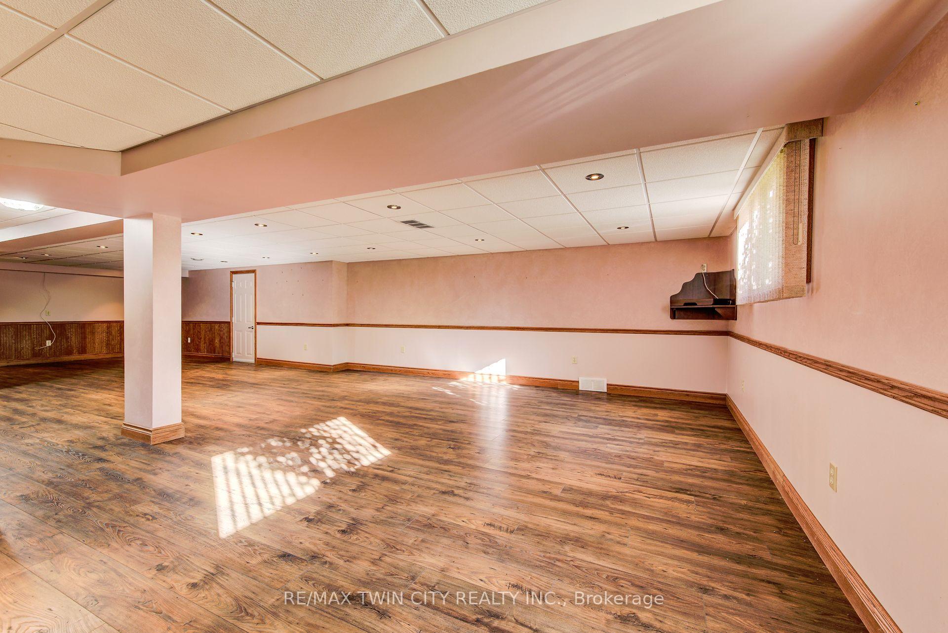 Photo 35 of 3720 Manser Road, Wellesley — HOMEH