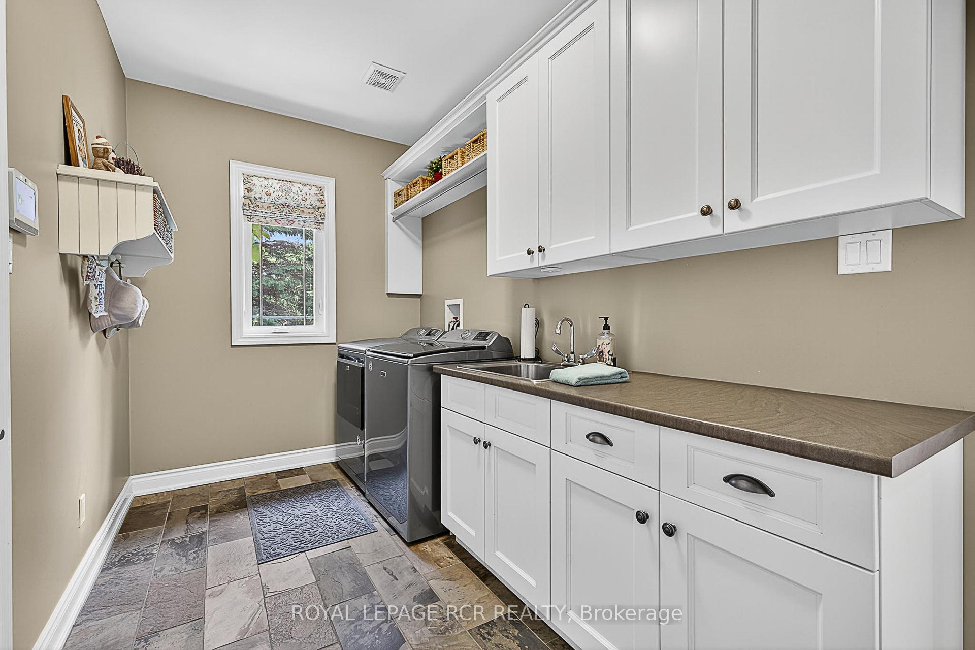 Photo 26 of 14 Goodwood Street, Uxbridge — HOMEH