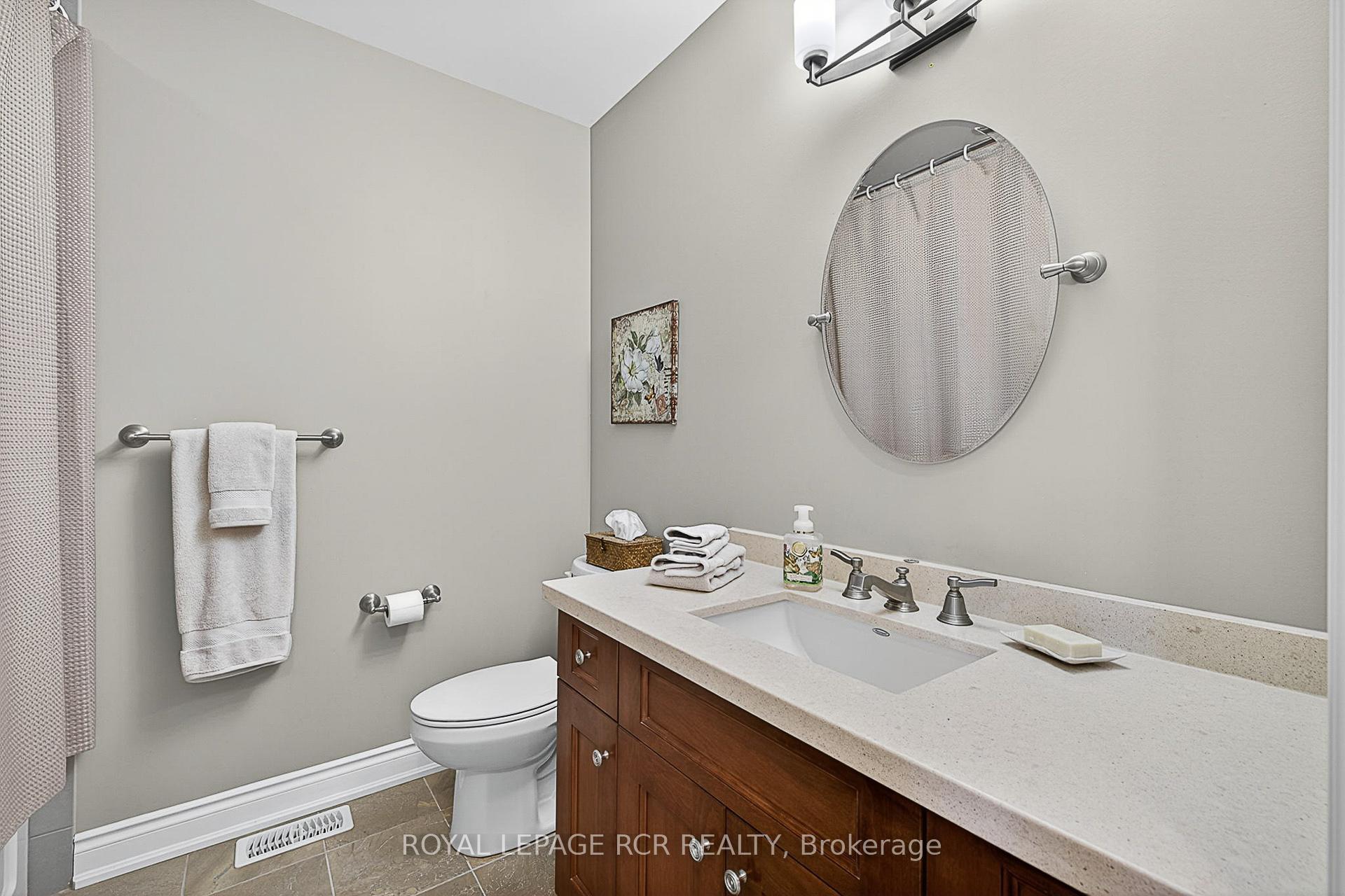 Photo 33 of 14 Goodwood Street, Uxbridge — HOMEH