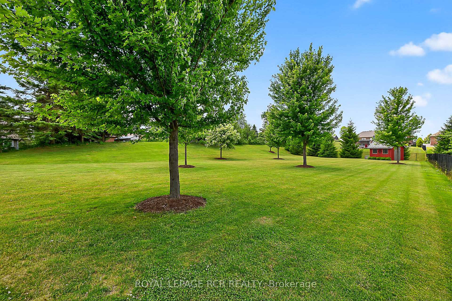 Photo 41 of 14 Goodwood Street, Uxbridge — HOMEH