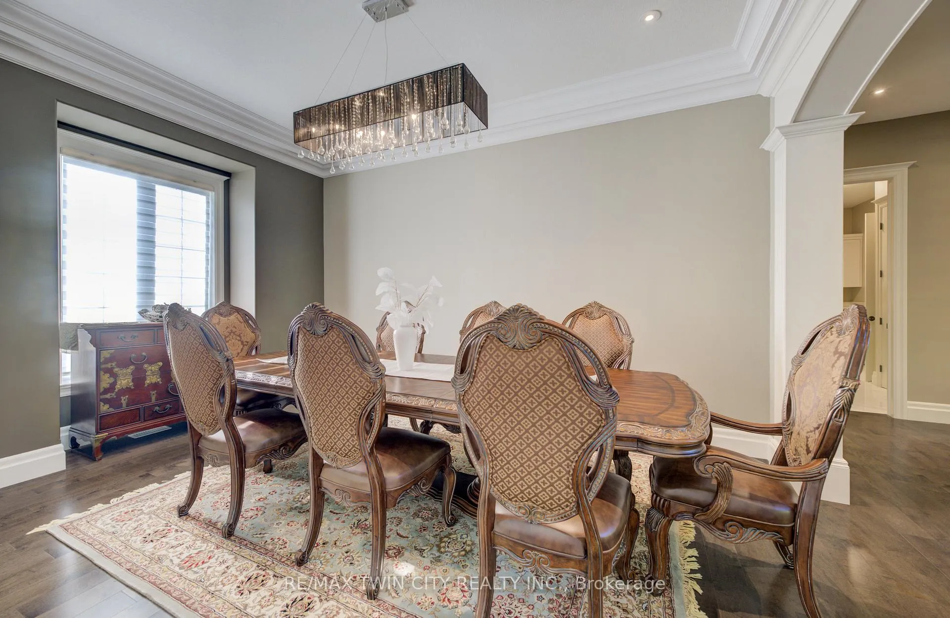 Photo 6 of 705 Meadowsweet Avenue, Waterloo — HOMEH