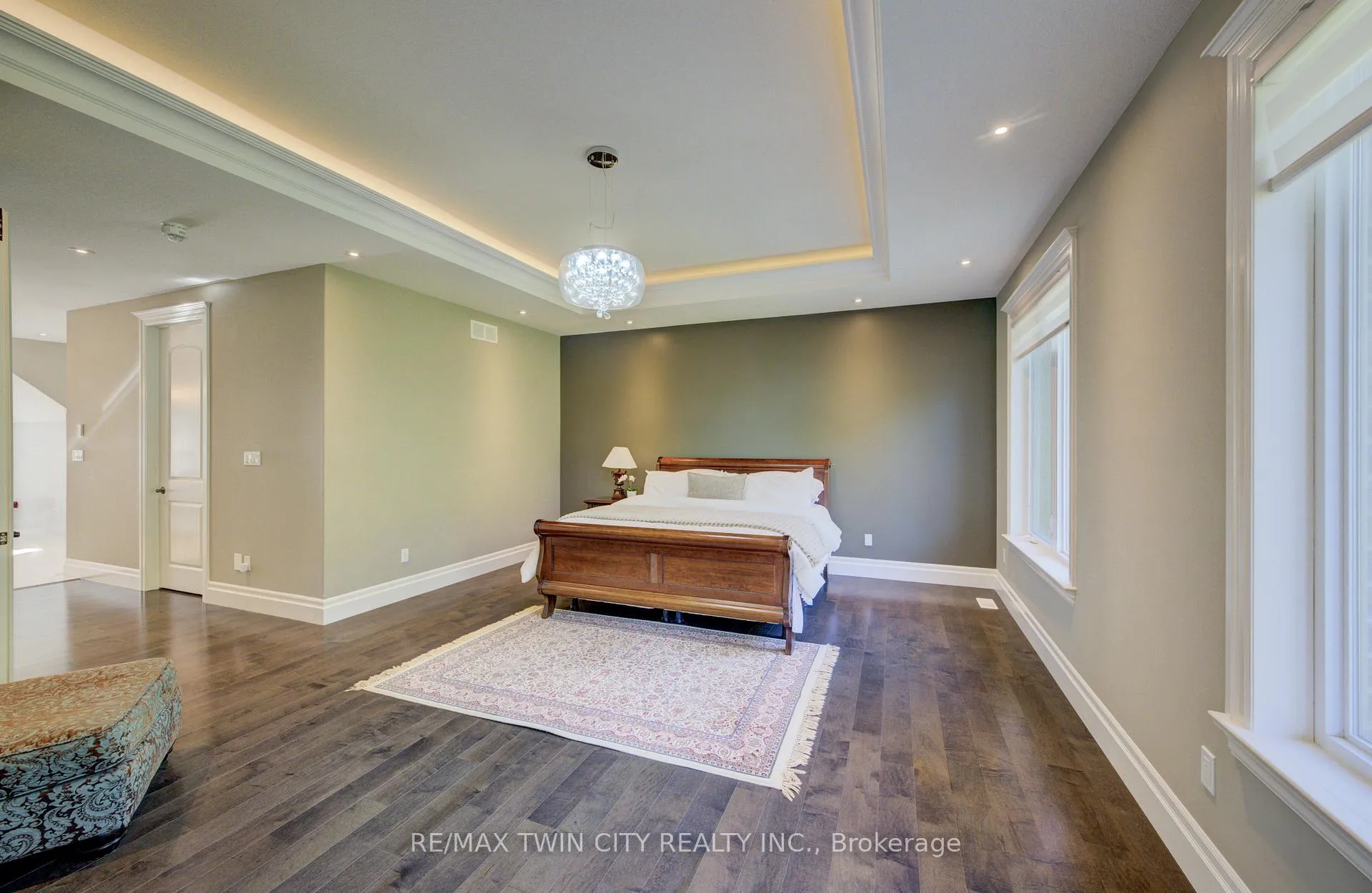 Photo 27 of 705 Meadowsweet Avenue, Waterloo — HOMEH