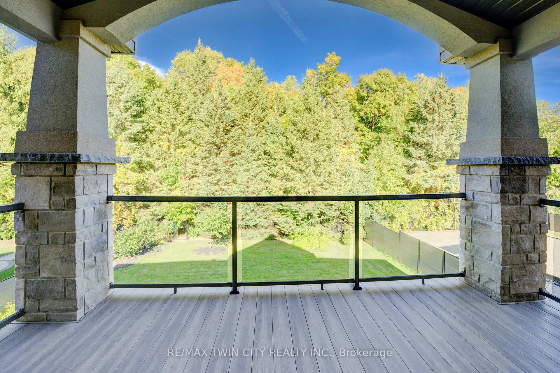 Photo 28 of 705 Meadowsweet Avenue, Waterloo — HOMEH