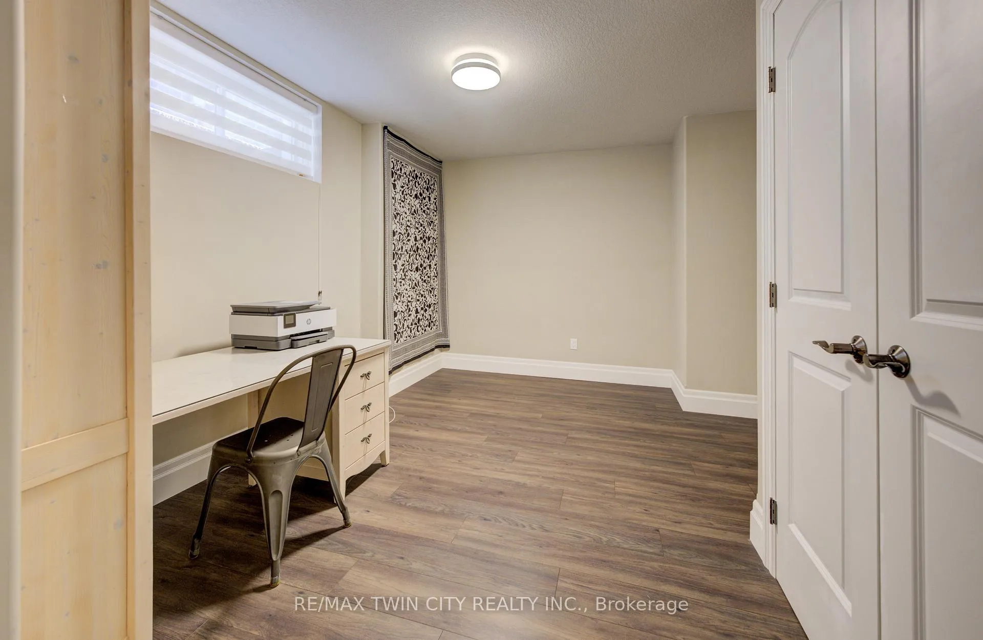 Photo 36 of 705 Meadowsweet Avenue, Waterloo — HOMEH