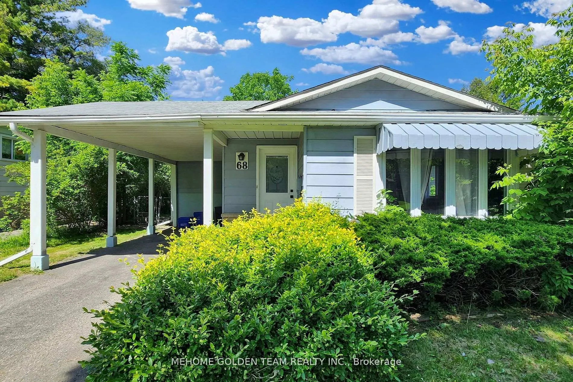 Front of Unit Main, 68 Amos Avenue
