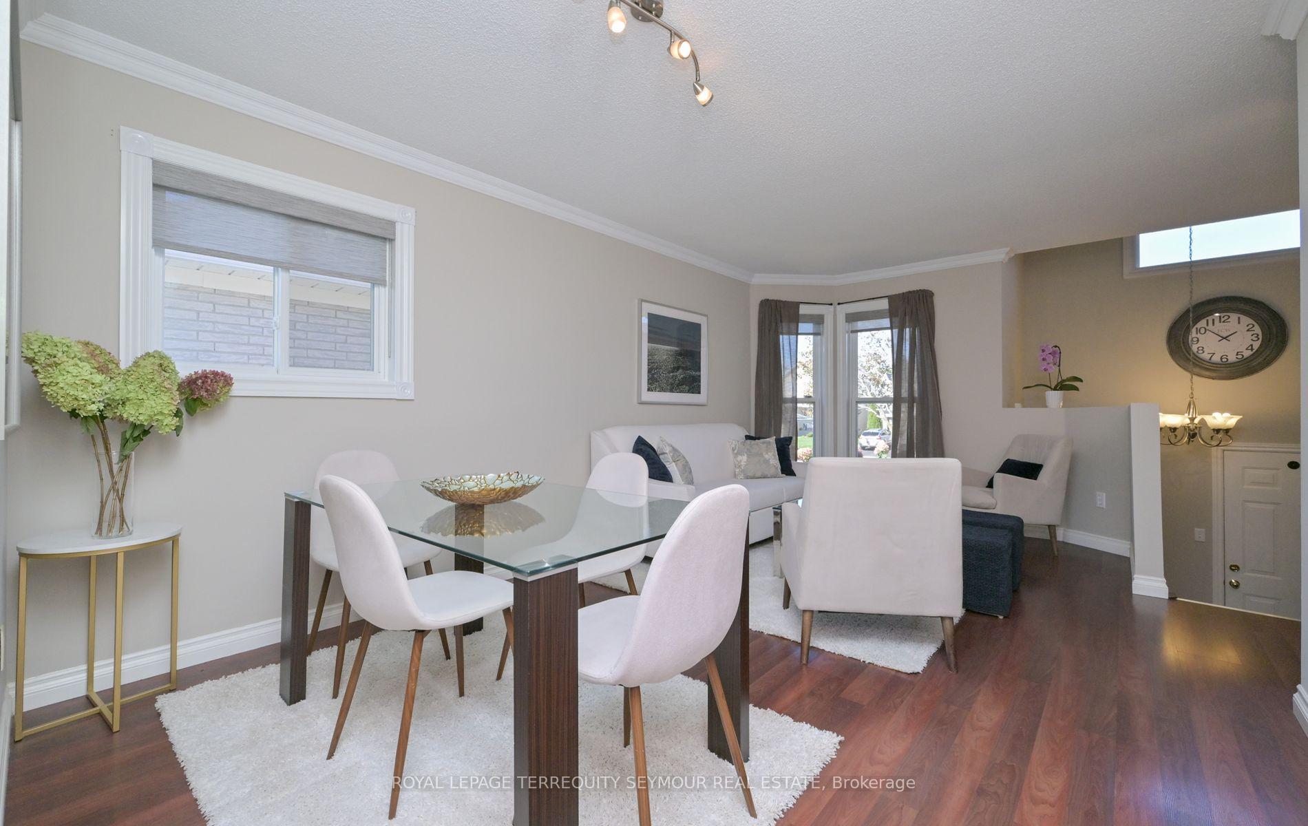 Photo 5 of 190 Wessenger Drive, Barrie, Holly — HOMEH