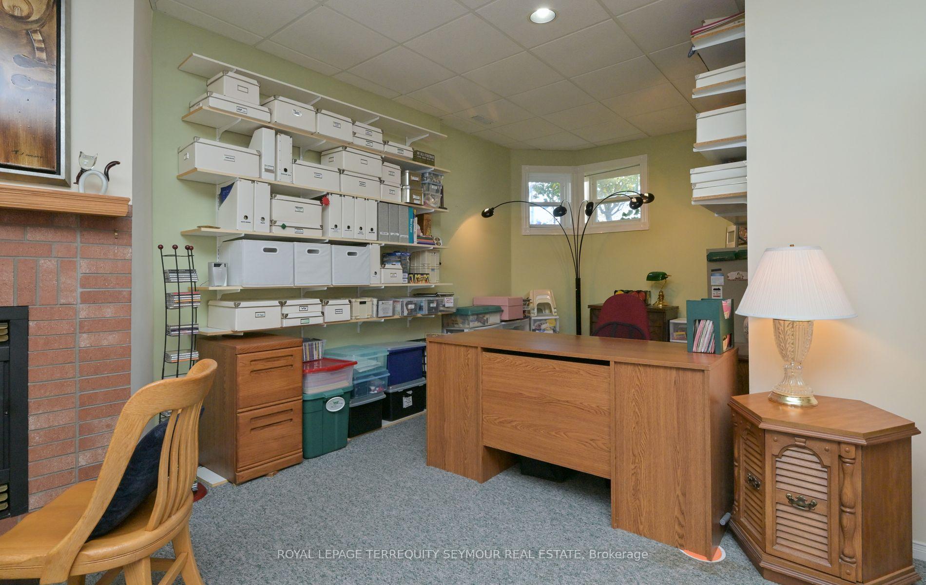 Photo 15 of 190 Wessenger Drive, Barrie, Holly — HOMEH