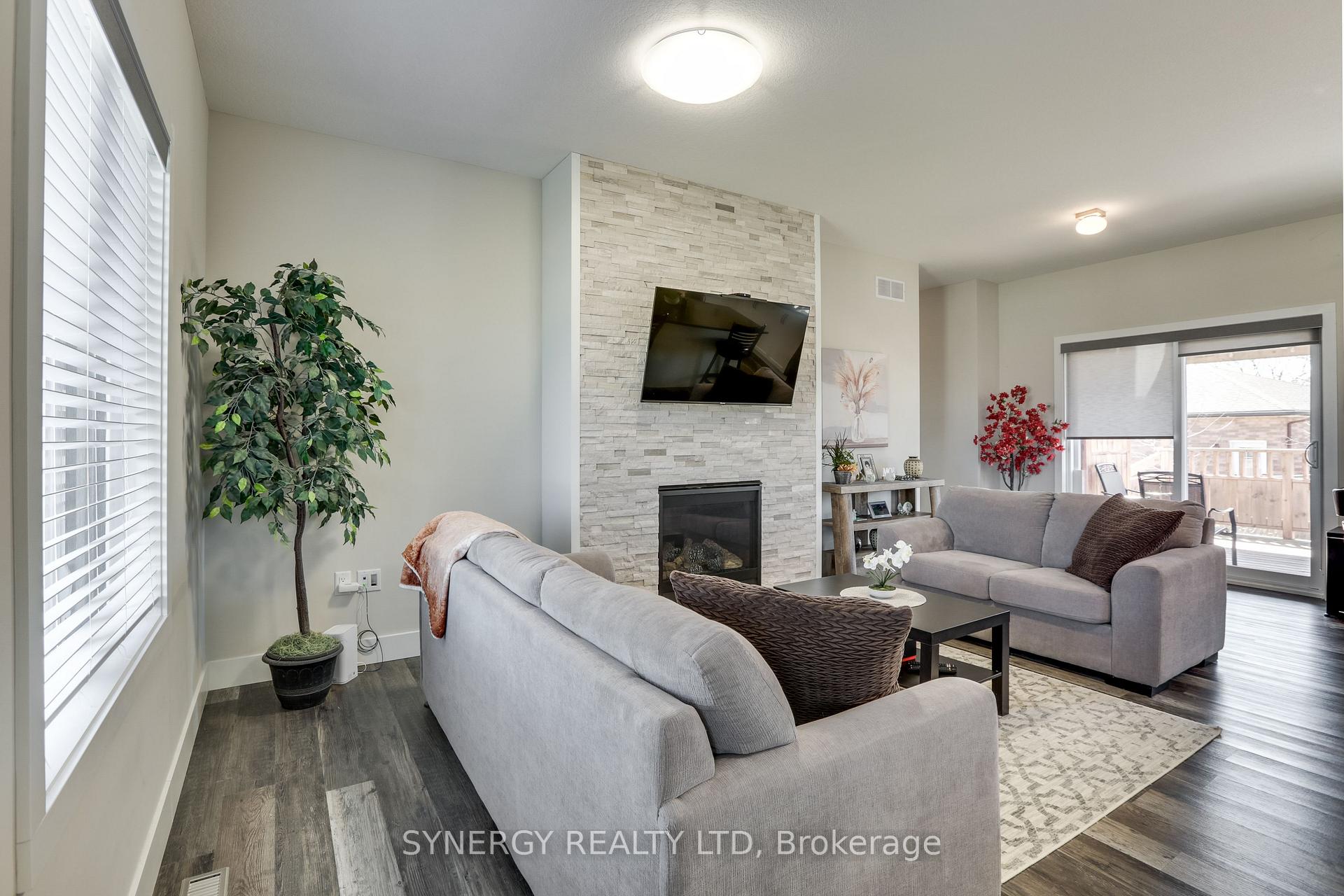 Photo 10 of 534 Scenic Court, Warwick, Watford — HOMEH