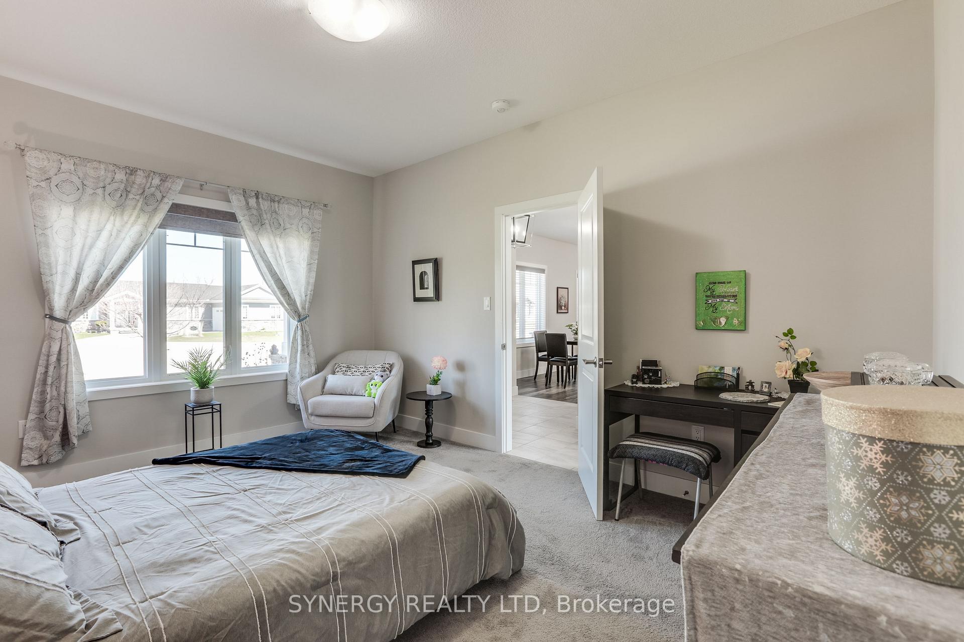 Photo 29 of 534 Scenic Court, Warwick, Watford — HOMEH