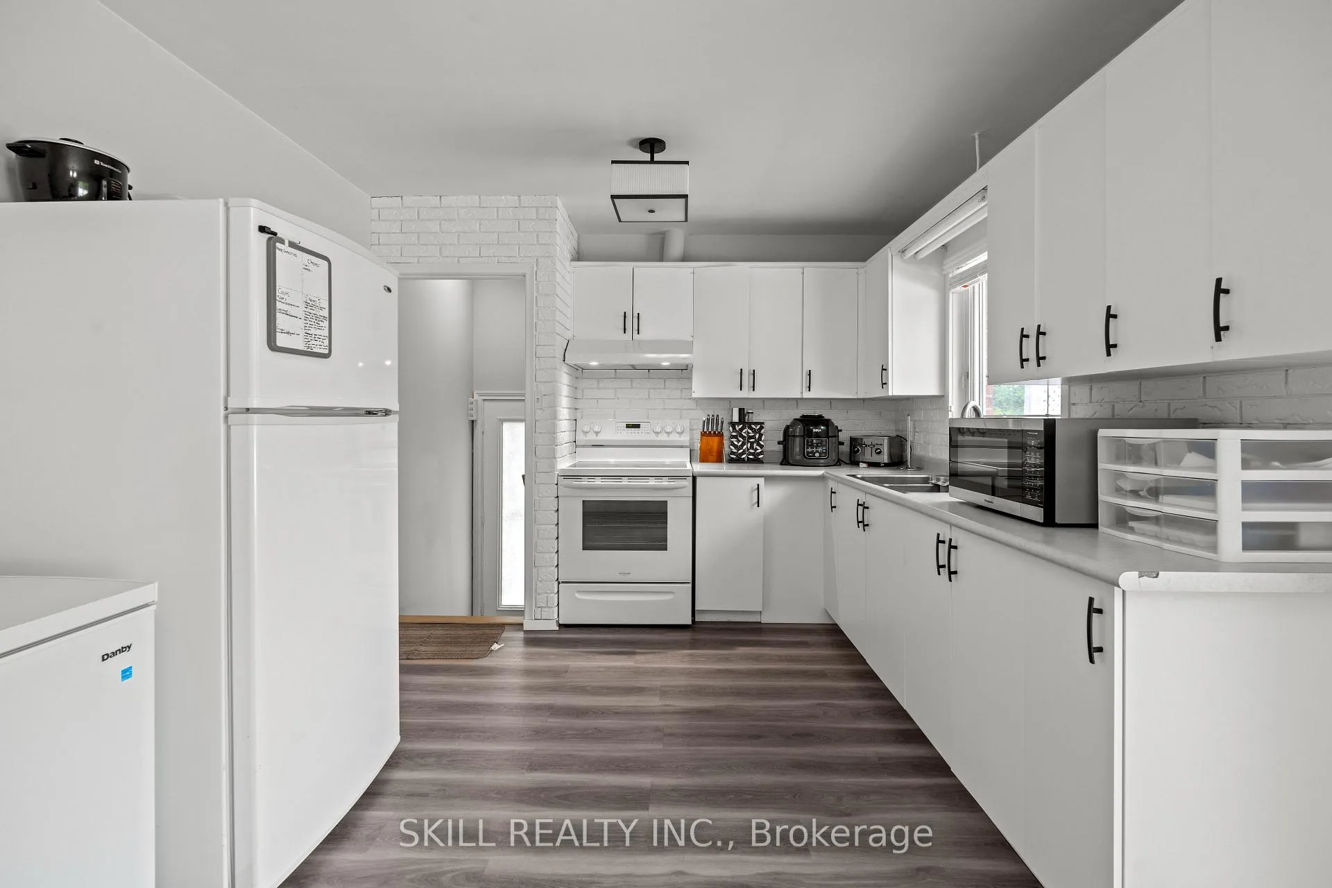 Photo 5 of 138 Chelford Crescent, Waterloo — HOMEH