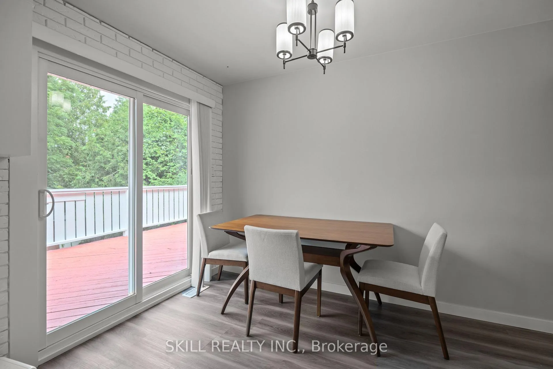 Photo 12 of 138 Chelford Crescent, Waterloo — HOMEH