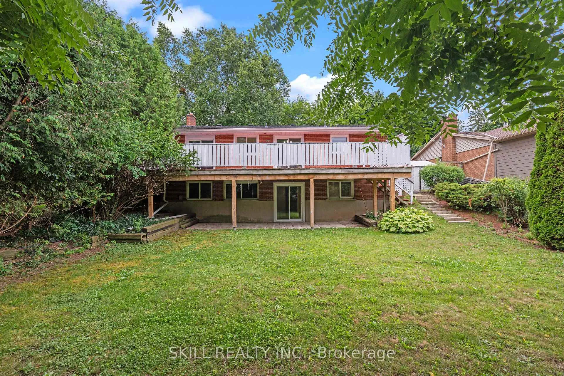 Photo 26 of 138 Chelford Crescent, Waterloo — HOMEH