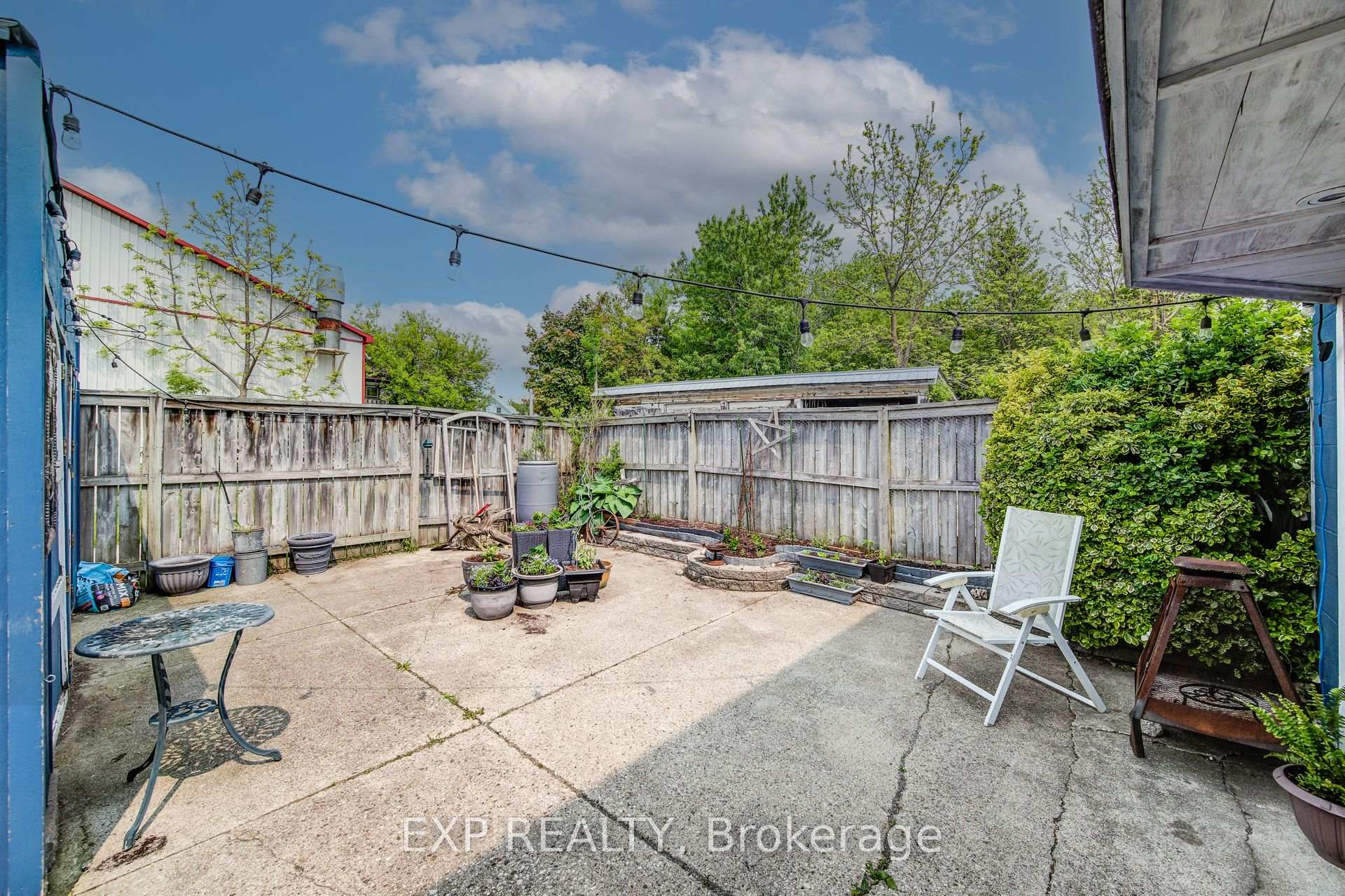 Photo 12 of 1023 Maple Leaf Street, Wellesley — HOMEH