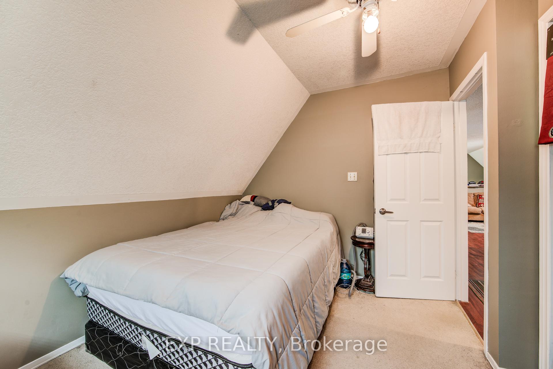 Photo 33 of 1023 Maple Leaf Street, Wellesley — HOMEH