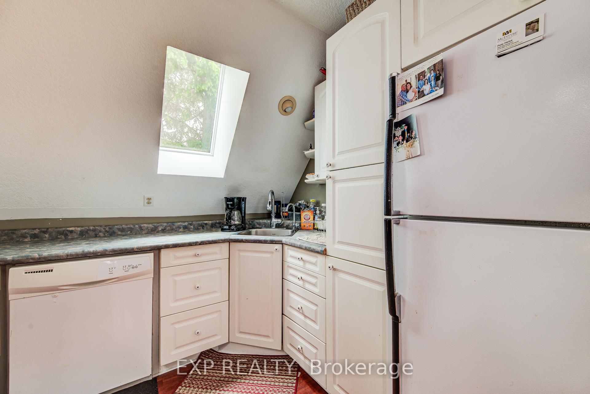 Photo 36 of 1023 Maple Leaf Street, Wellesley — HOMEH