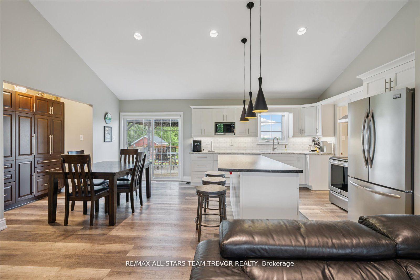 Photo 15 of 14210 Durham Rd 1, Uxbridge, Rural Uxbridge — HOMEH