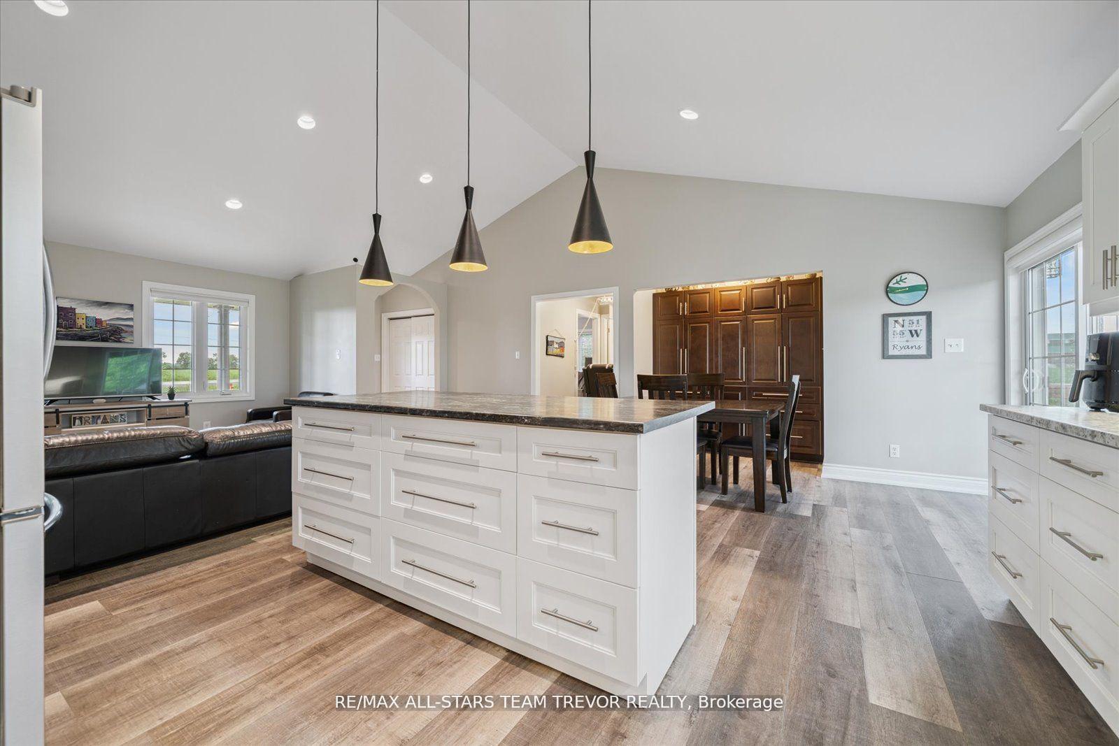 Photo 21 of 14210 Durham Rd 1, Uxbridge, Rural Uxbridge — HOMEH