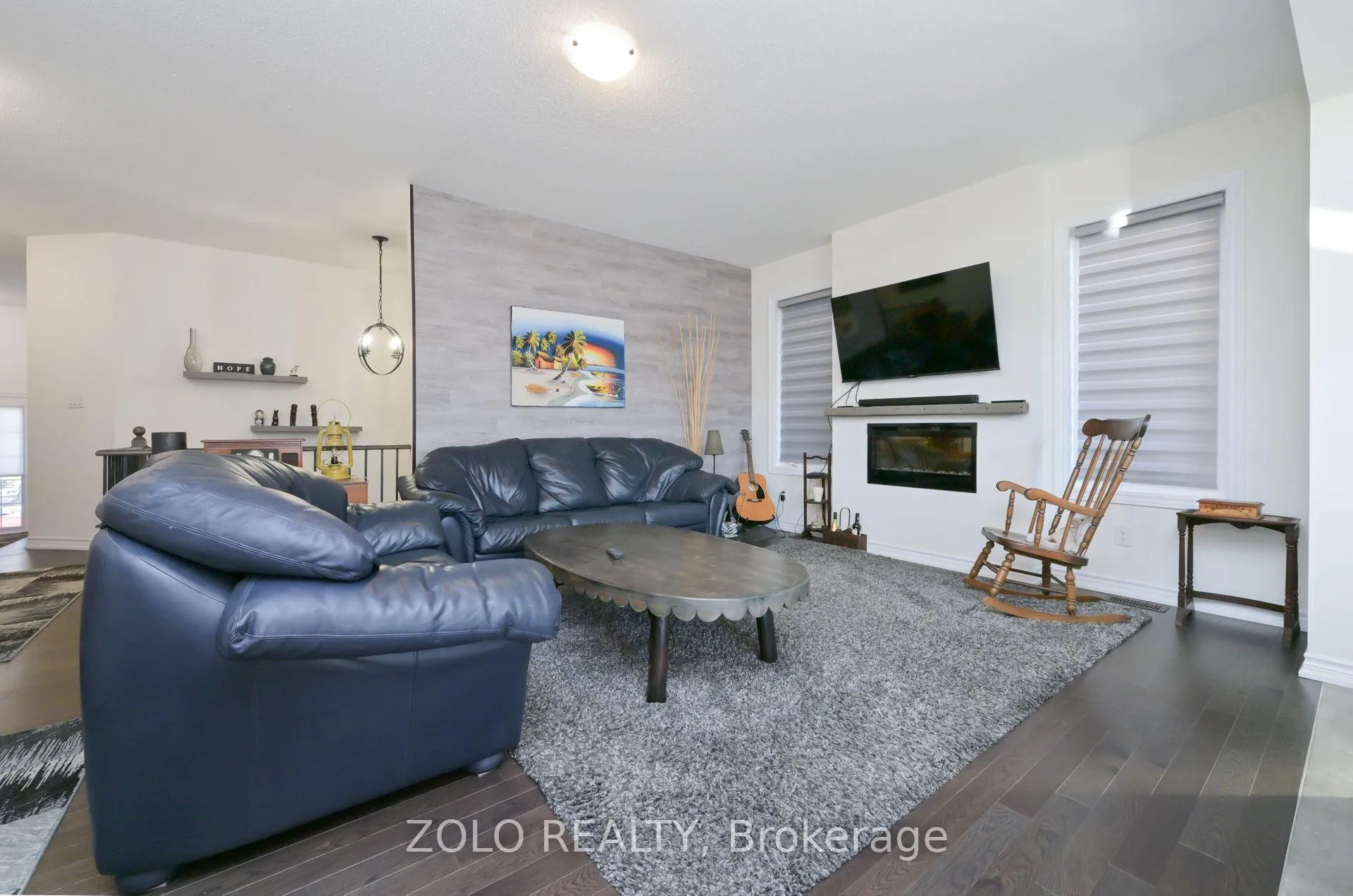 Photo 5 of 43 Simona Avenue, Wasaga Beach — HOMEH