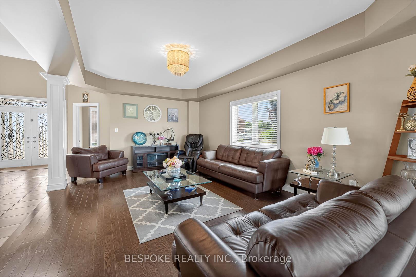 Photo 7 of 33 Ridge Road, Uxbridge — HOMEH