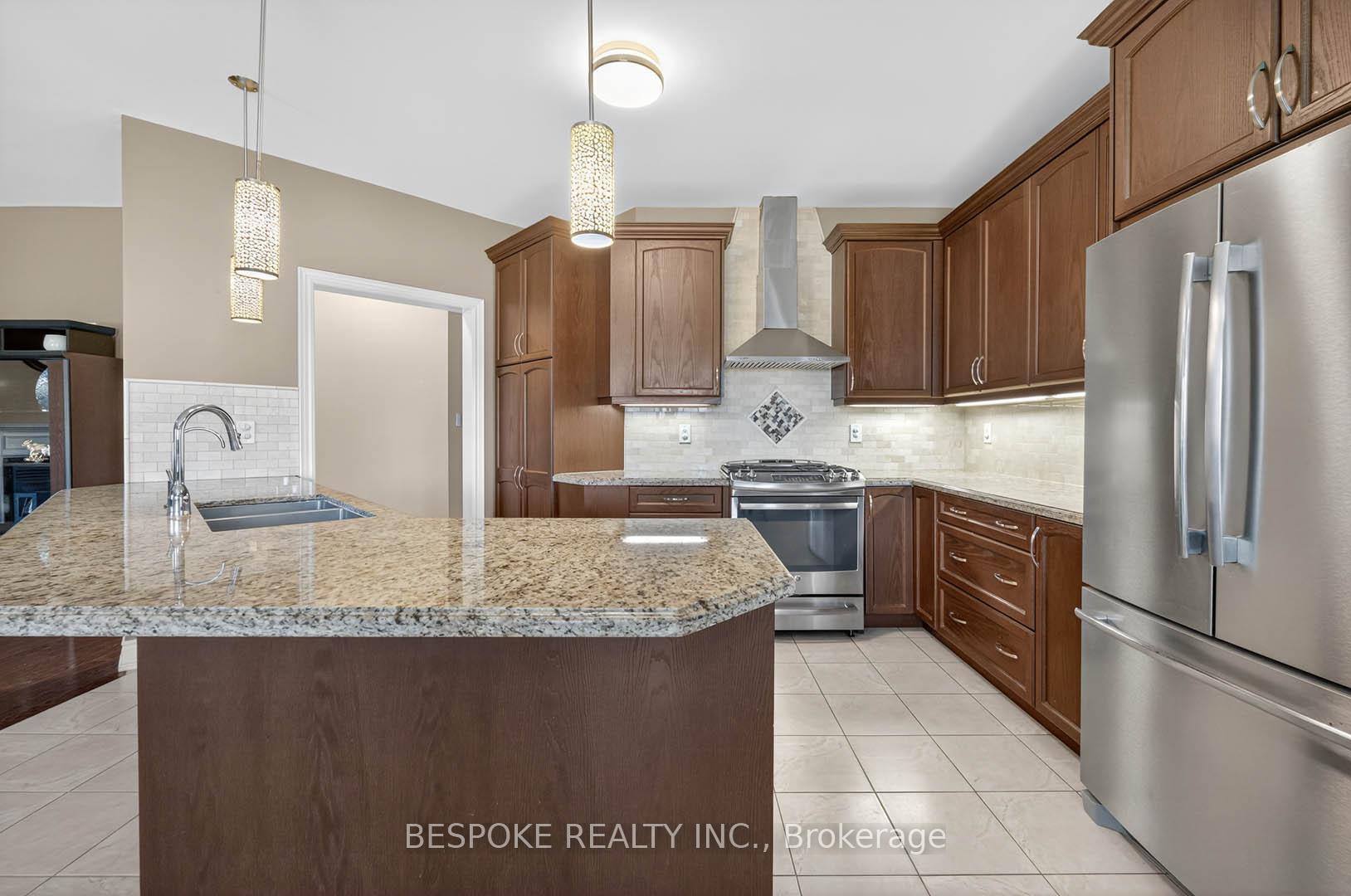 Photo 13 of 33 Ridge Road, Uxbridge — HOMEH