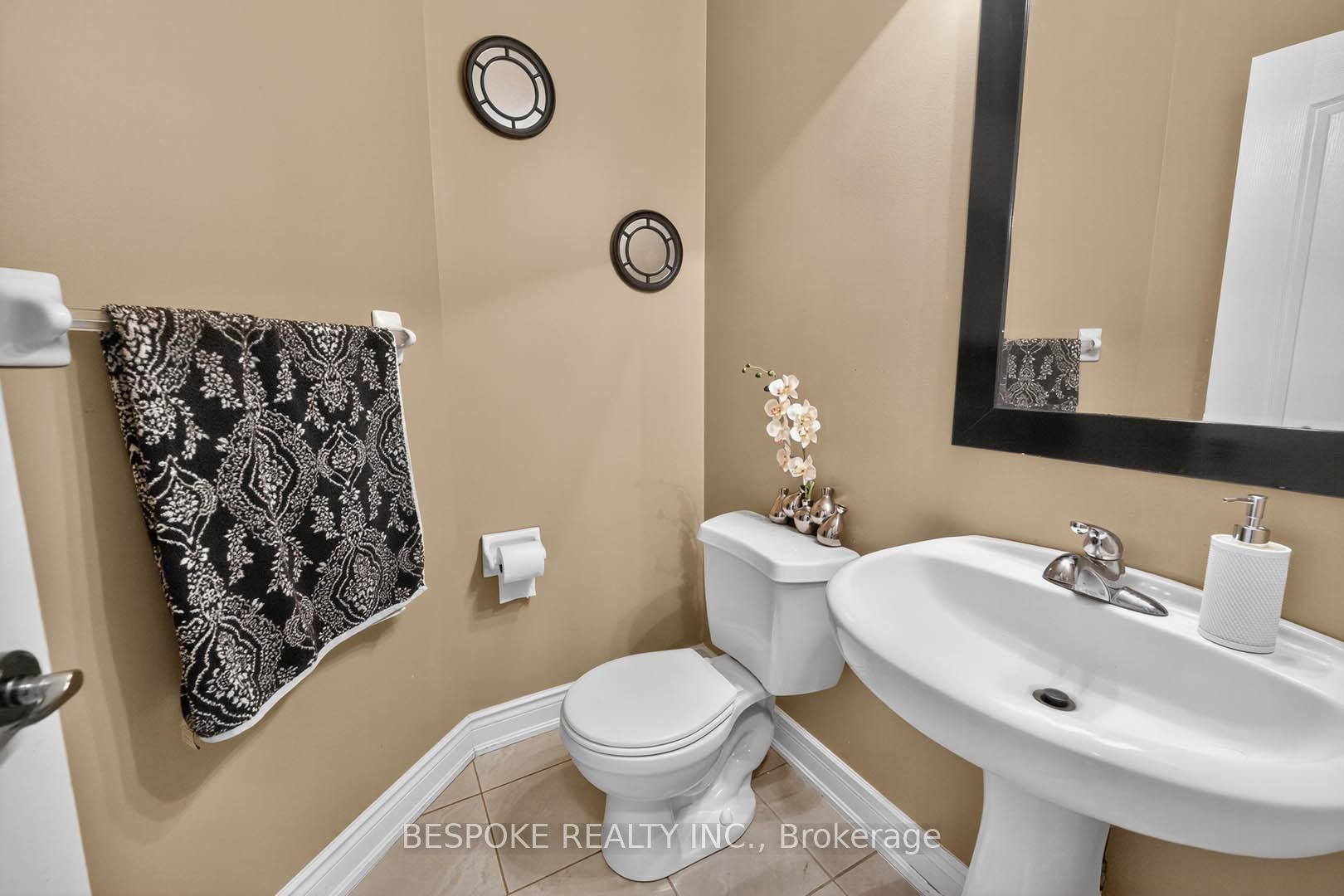 Photo 18 of 33 Ridge Road, Uxbridge — HOMEH
