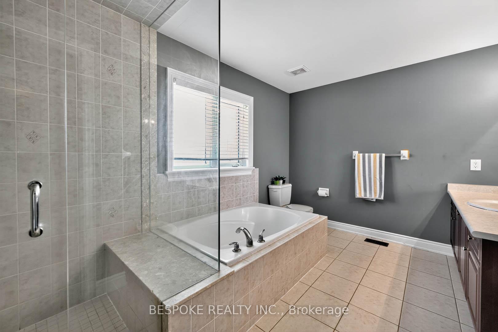 Photo 25 of 33 Ridge Road, Uxbridge — HOMEH