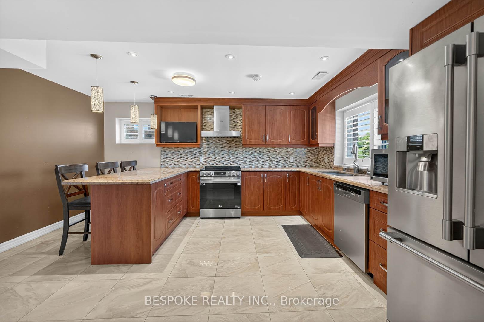 Photo 39 of 33 Ridge Road, Uxbridge — HOMEH
