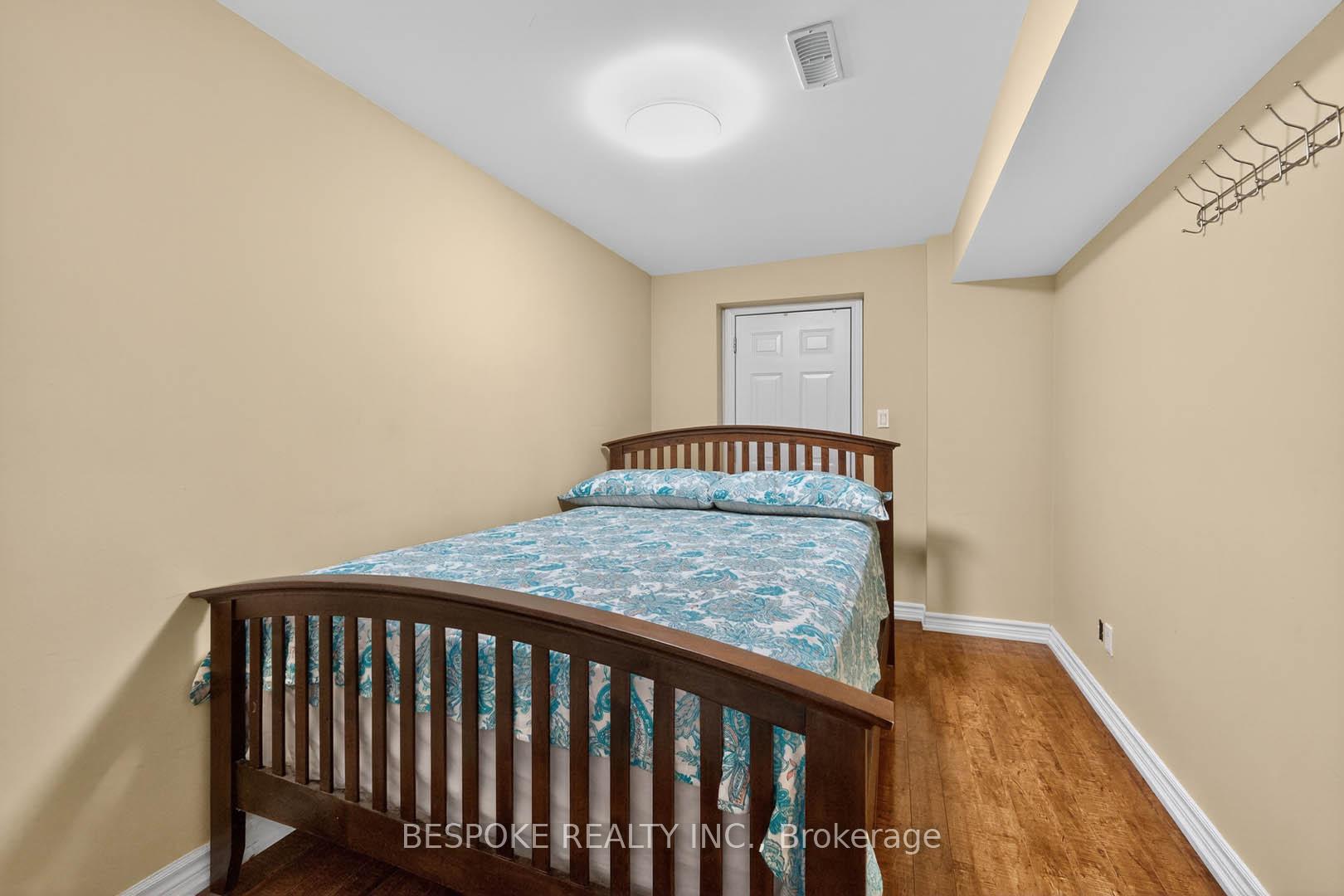 Photo 44 of 33 Ridge Road, Uxbridge — HOMEH