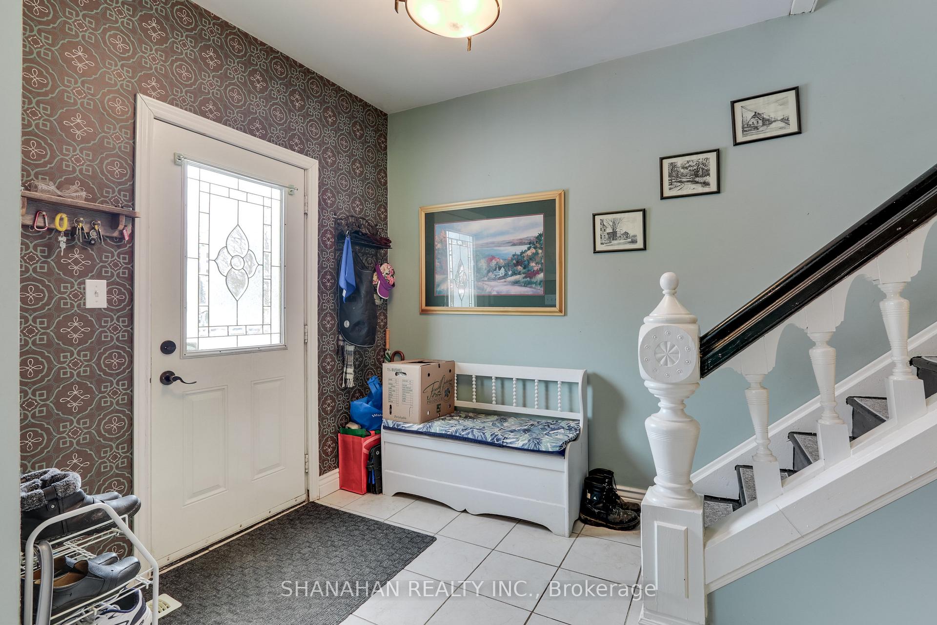 Photo 4 of 5338 Nauvoo Road, Warwick, Watford — HOMEH