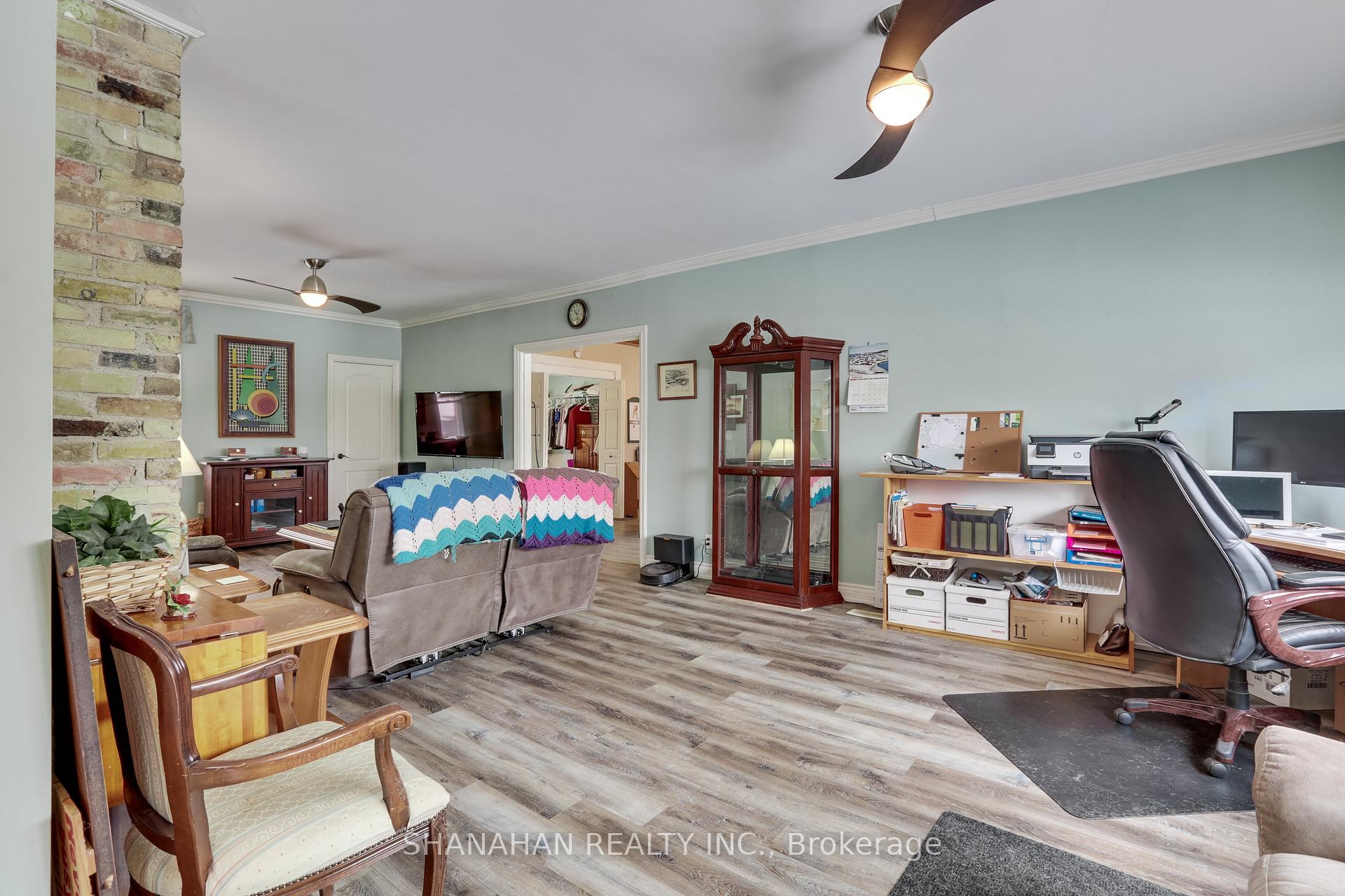 Photo 6 of 5338 Nauvoo Road, Warwick, Watford — HOMEH
