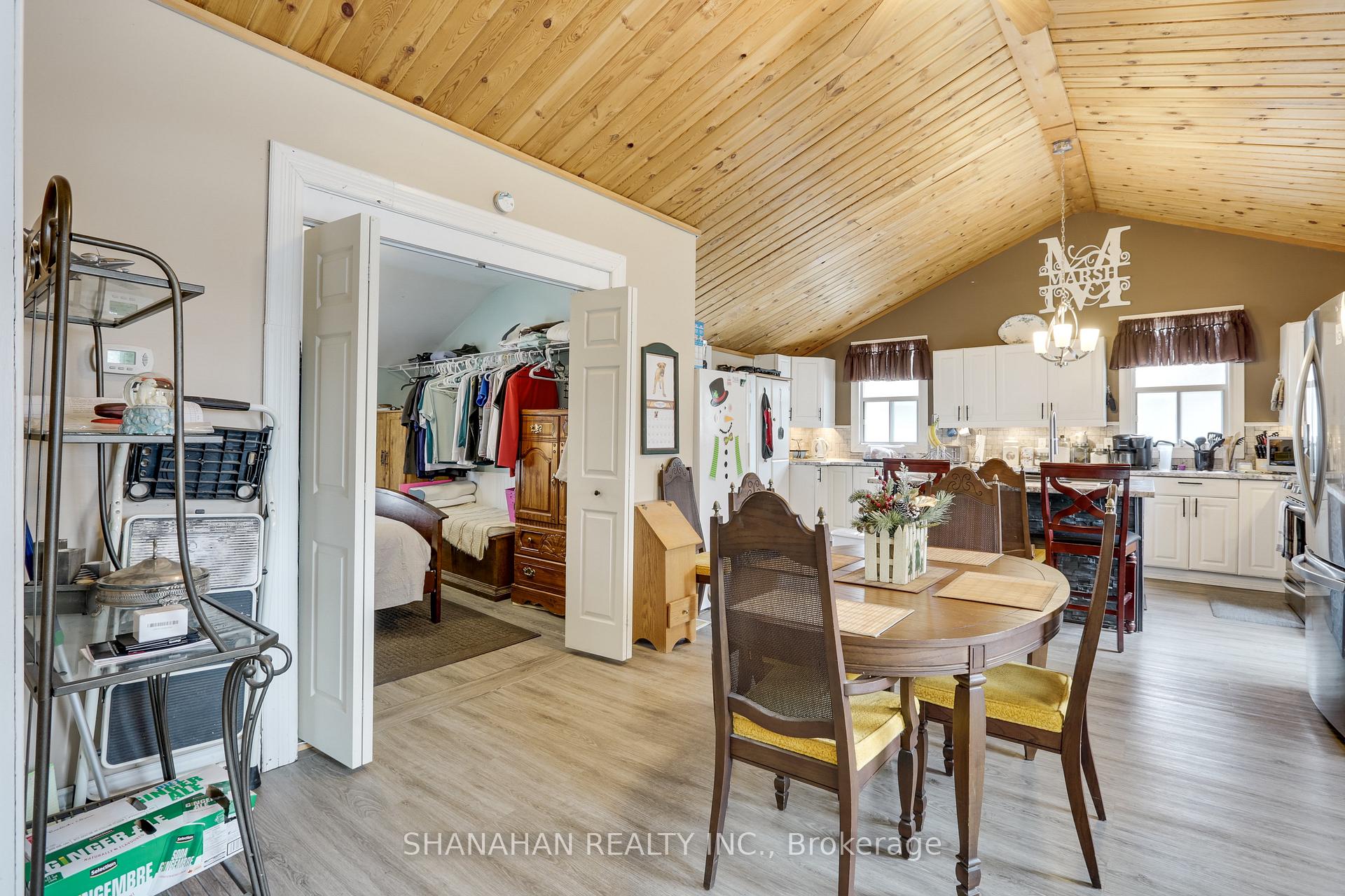 Photo 10 of 5338 Nauvoo Road, Warwick, Watford — HOMEH