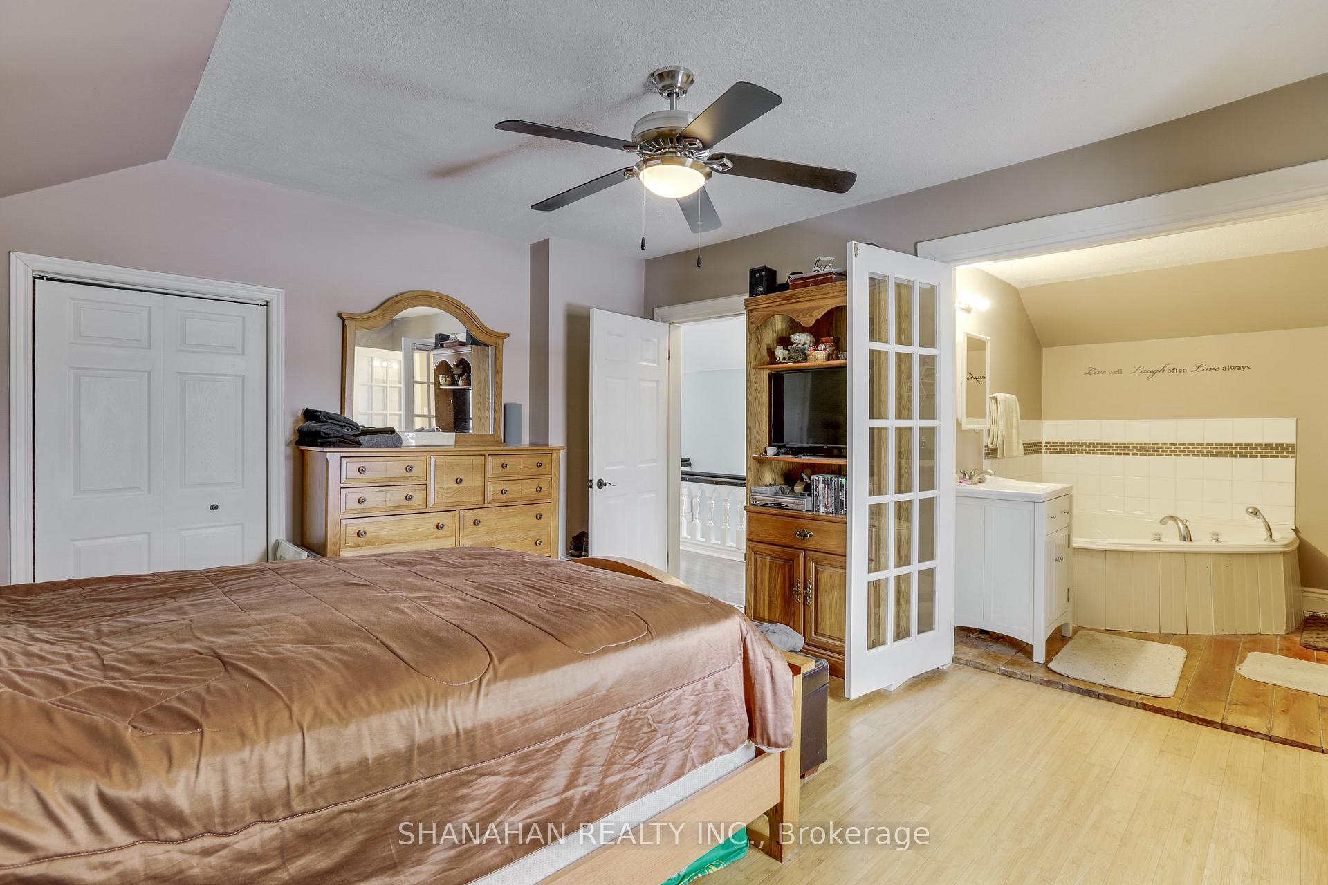 Photo 17 of 5338 Nauvoo Road, Warwick, Watford — HOMEH