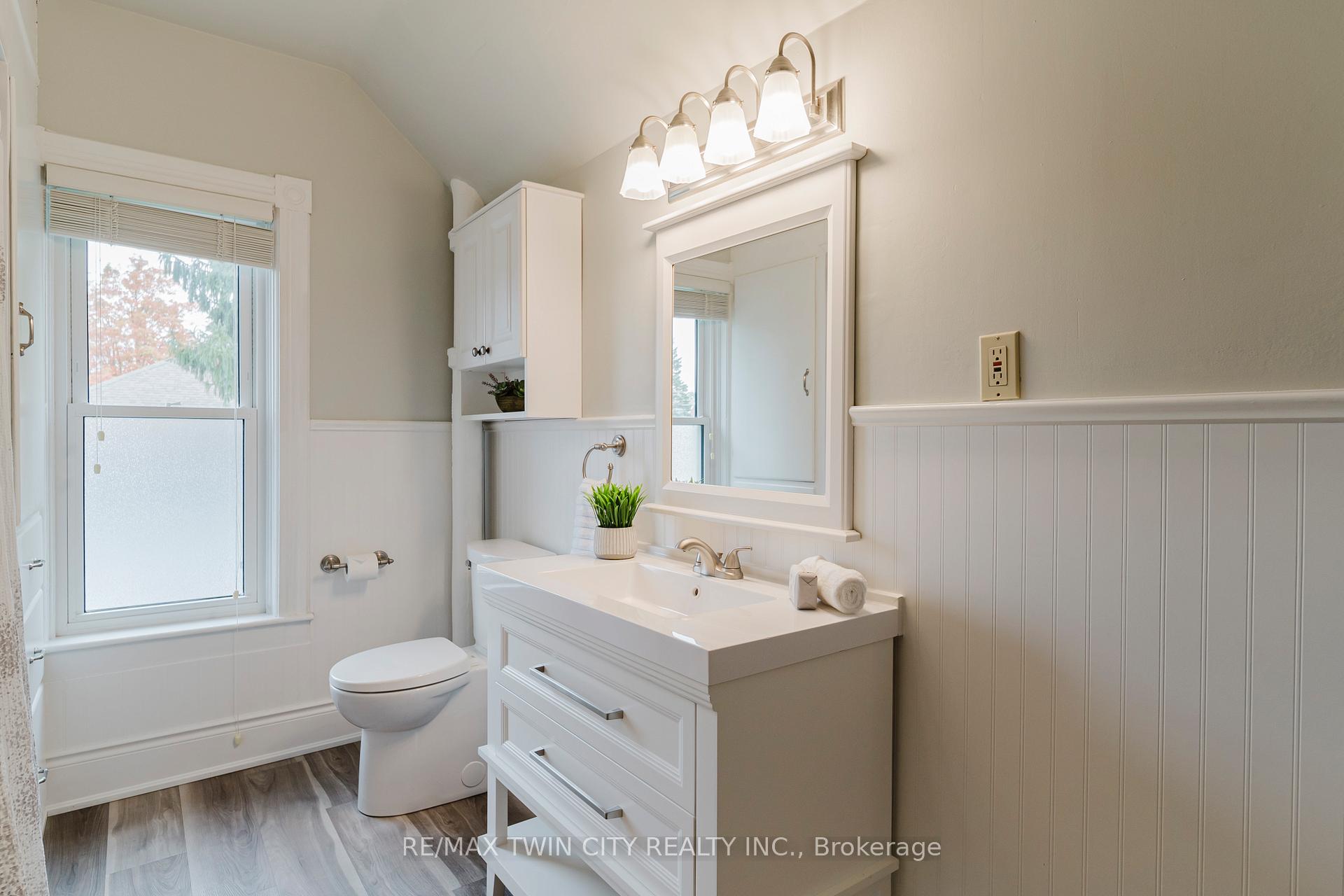 Photo 33 of 1159 Queens Bush Road, Wellesley — HOMEH