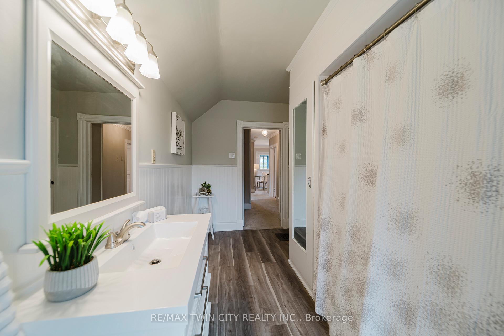 Photo 35 of 1159 Queens Bush Road, Wellesley — HOMEH